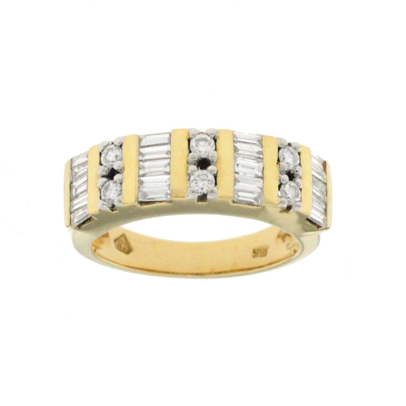 Women's 0.49 Carat Diamonds in 18 Karat Yellow Gold Wedding Band Ring For Sale