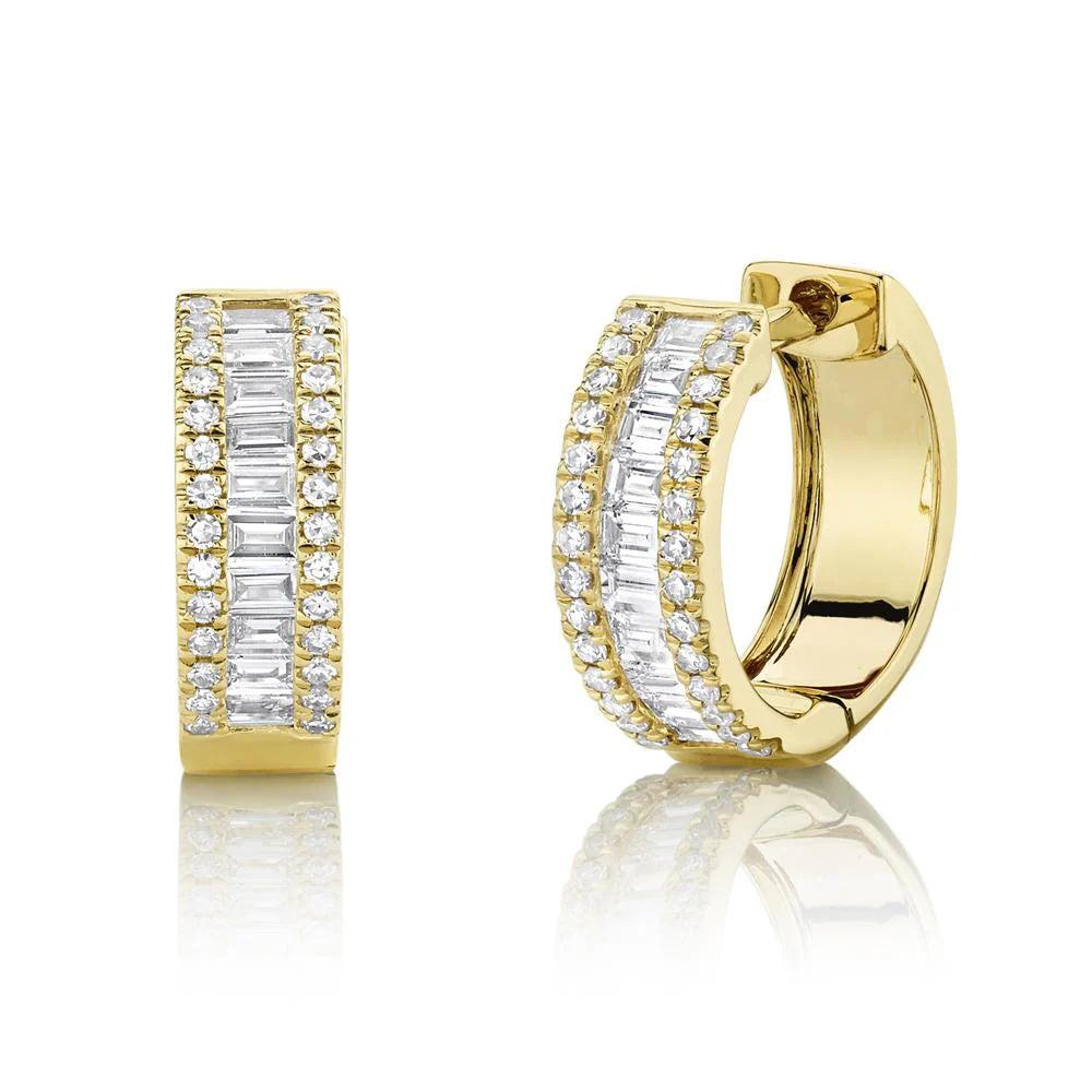0.49ct Baguette Cut And Round Brilliant Cut Diamond Huggie Earrings For Sale
