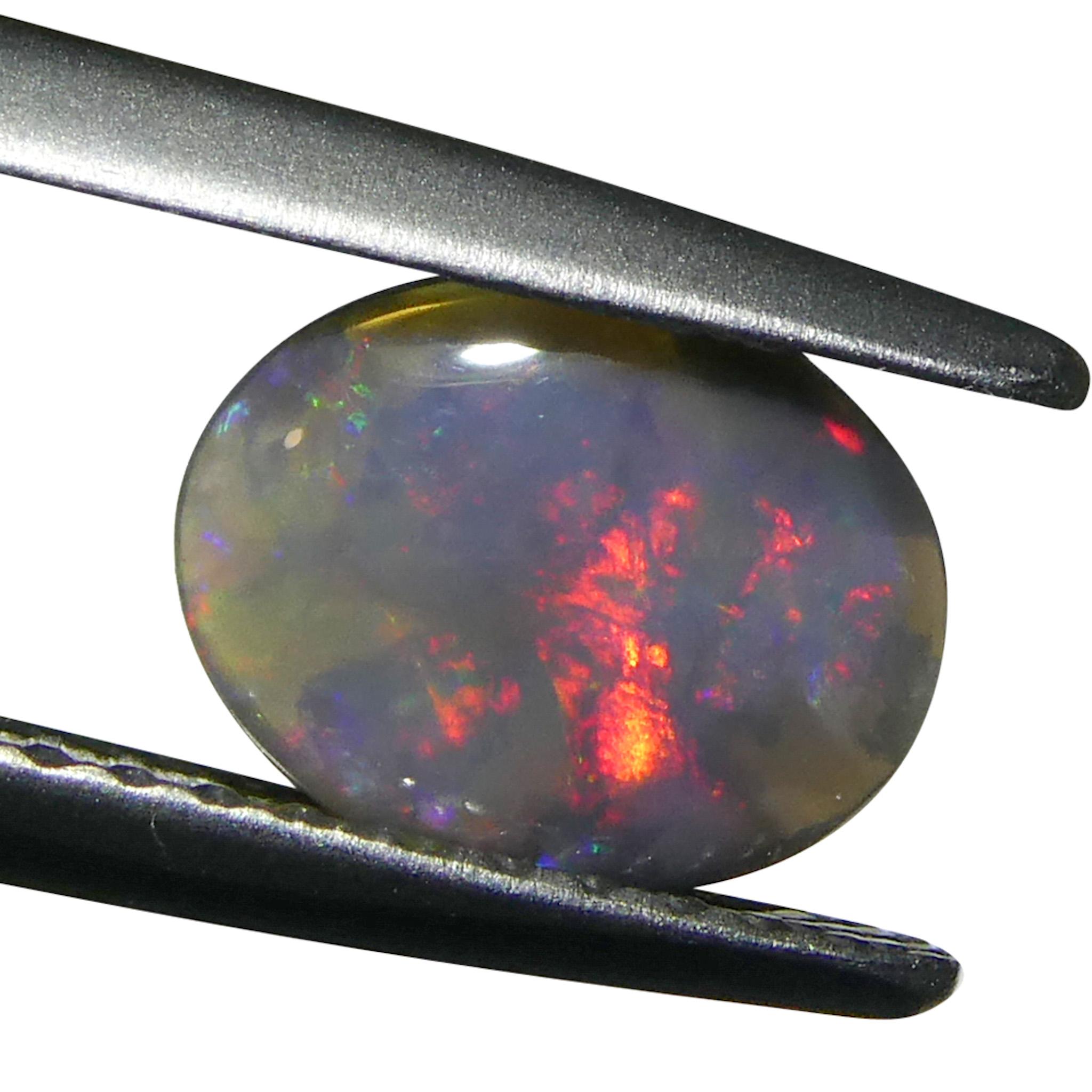 0.49 Karat ovaler grauer Opal im Cabochon-Schliff aus Australien 7