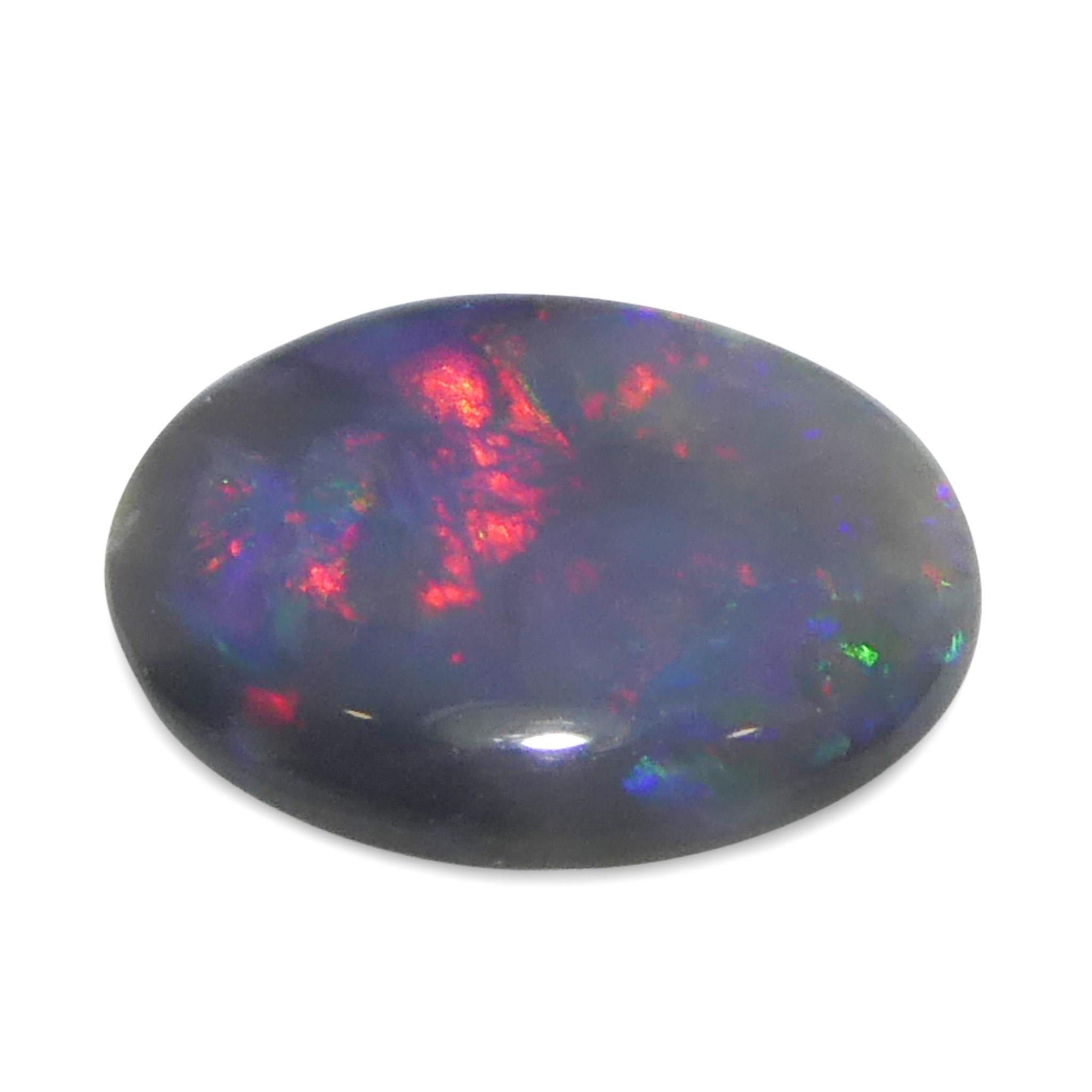 0.49 Karat ovaler grauer Opal im Cabochon-Schliff aus Australien 3
