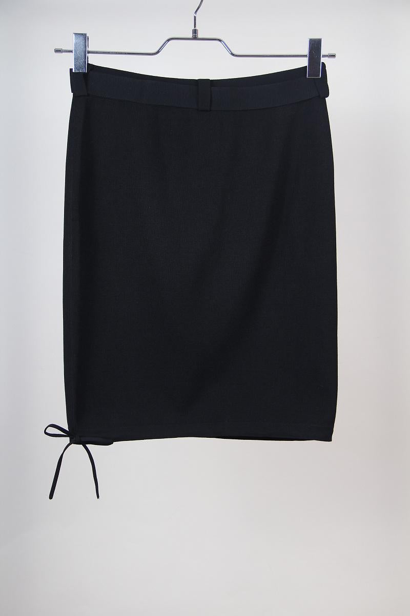 Nero 04A Abito Chanel con gonna in vendita