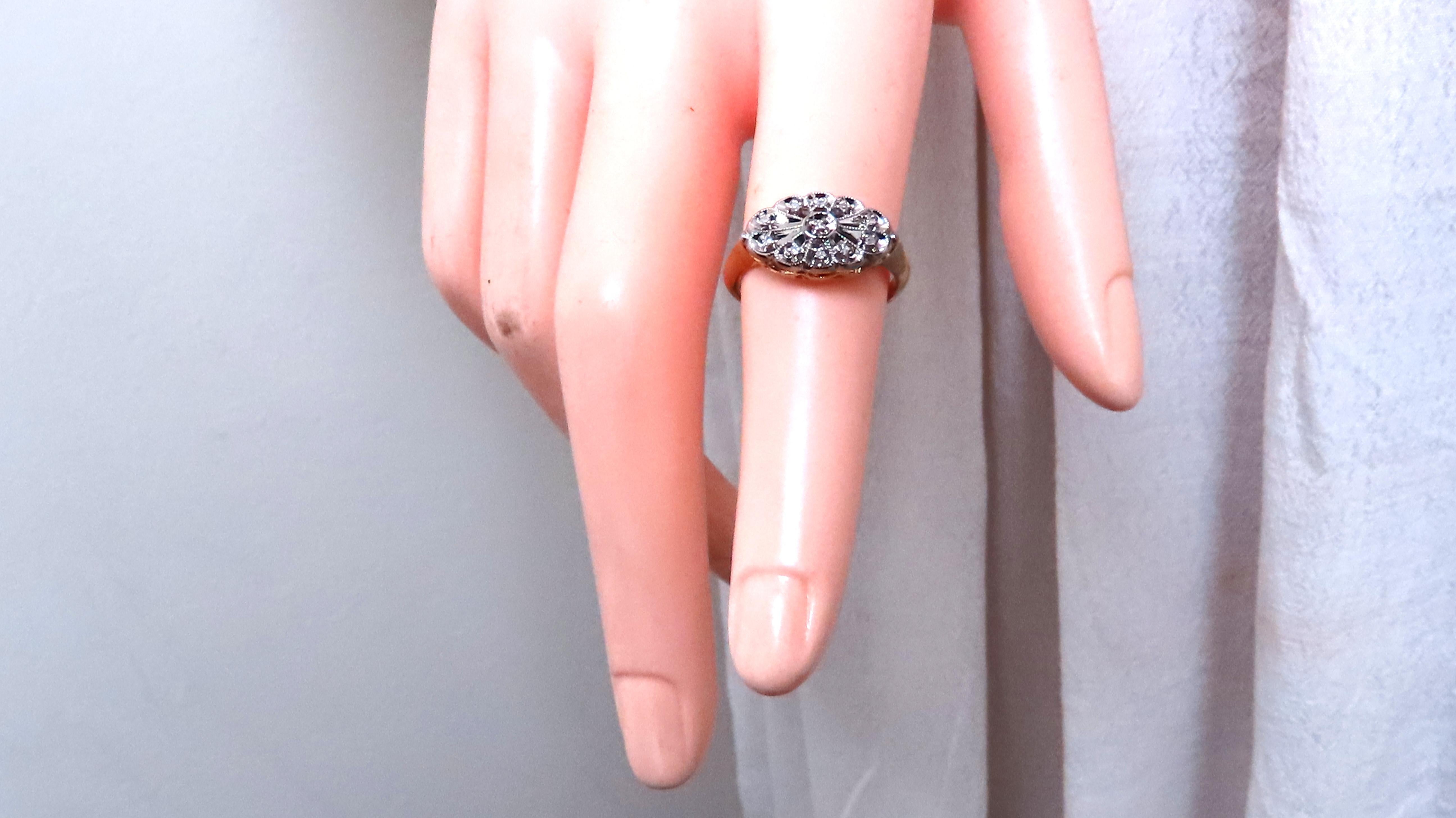 Anello vintage europeo da .04ct restaurato in oro 14kt 41147 in vendita 2