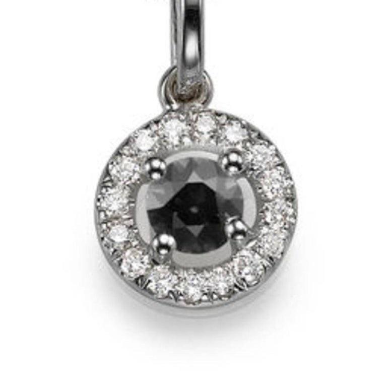 0.5 Carat 14 Karat White Gold Round Black Diamond Necklace with Accents In New Condition In Ramat Gan, IL