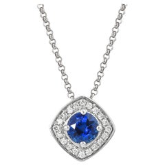 Pendentif en or blanc 18 carats avec chaîne en diamants et saphir bleu de 0,5 carat