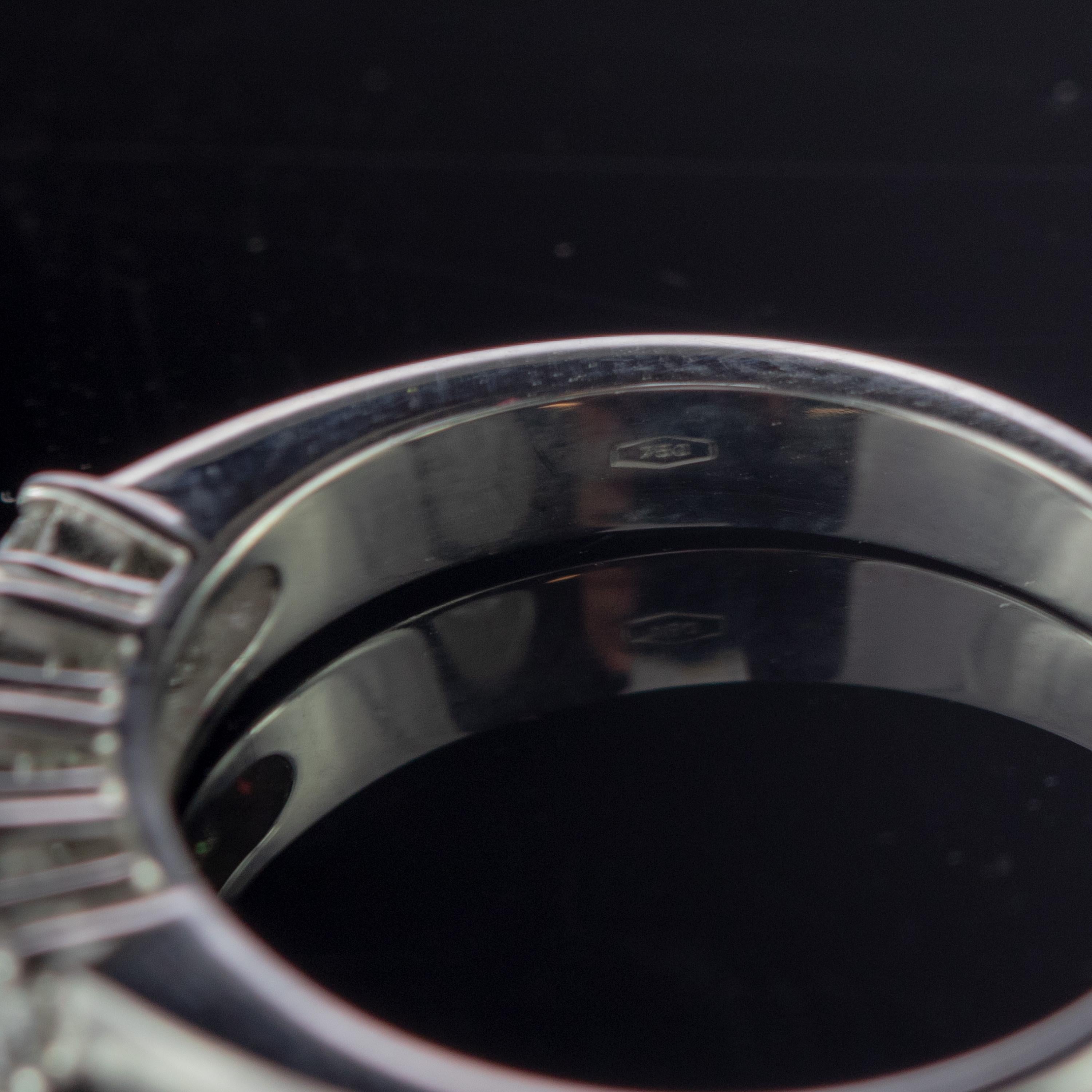 0.5 Carat Diamond Radiant Line Band 18 Karat Gold Wedding Engagement Ring For Sale 3