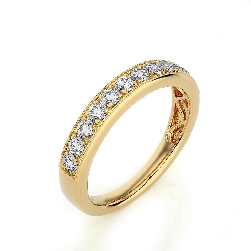 Diamanten: Zwölf sorgfältig ausgewählte, exzellente runde Diamanten zieren diesen Ehering. Jeder von ihnen ist sicher in einer zarten Mikro-Pflaster-Fassung gefasst, die einen kontinuierlichen und zarten Schimmer erzeugt. Das Gesamtkaratgewicht von