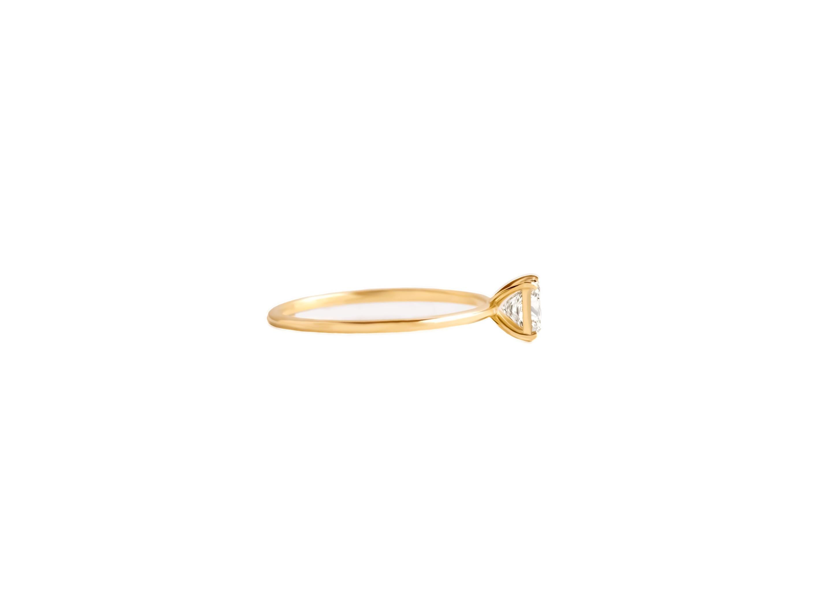 Princess Cut 0.5 ct Princess cut moissanite 14k gold ring For Sale