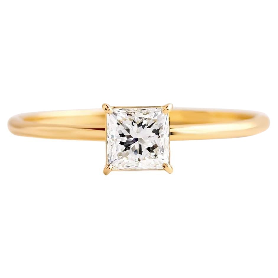 0.5 ct Princess cut moissanite 14k gold ring For Sale