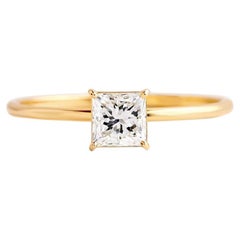0,5 Karat Prinzessinnenschliff Moisanit 14k Gold Ring
