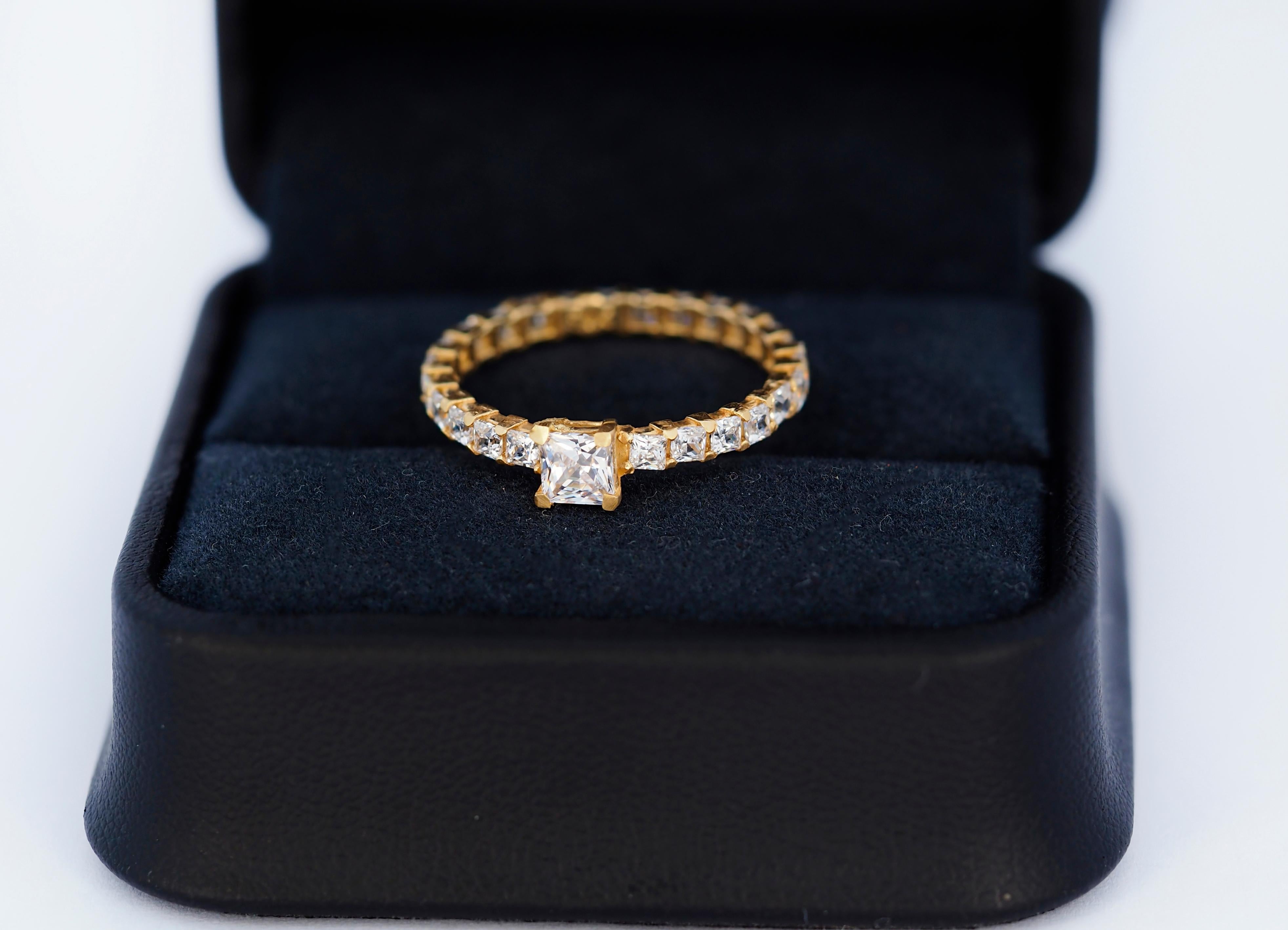 Modern 0.5 ct princess moissanite eternity engagement ring in 14k gold For Sale