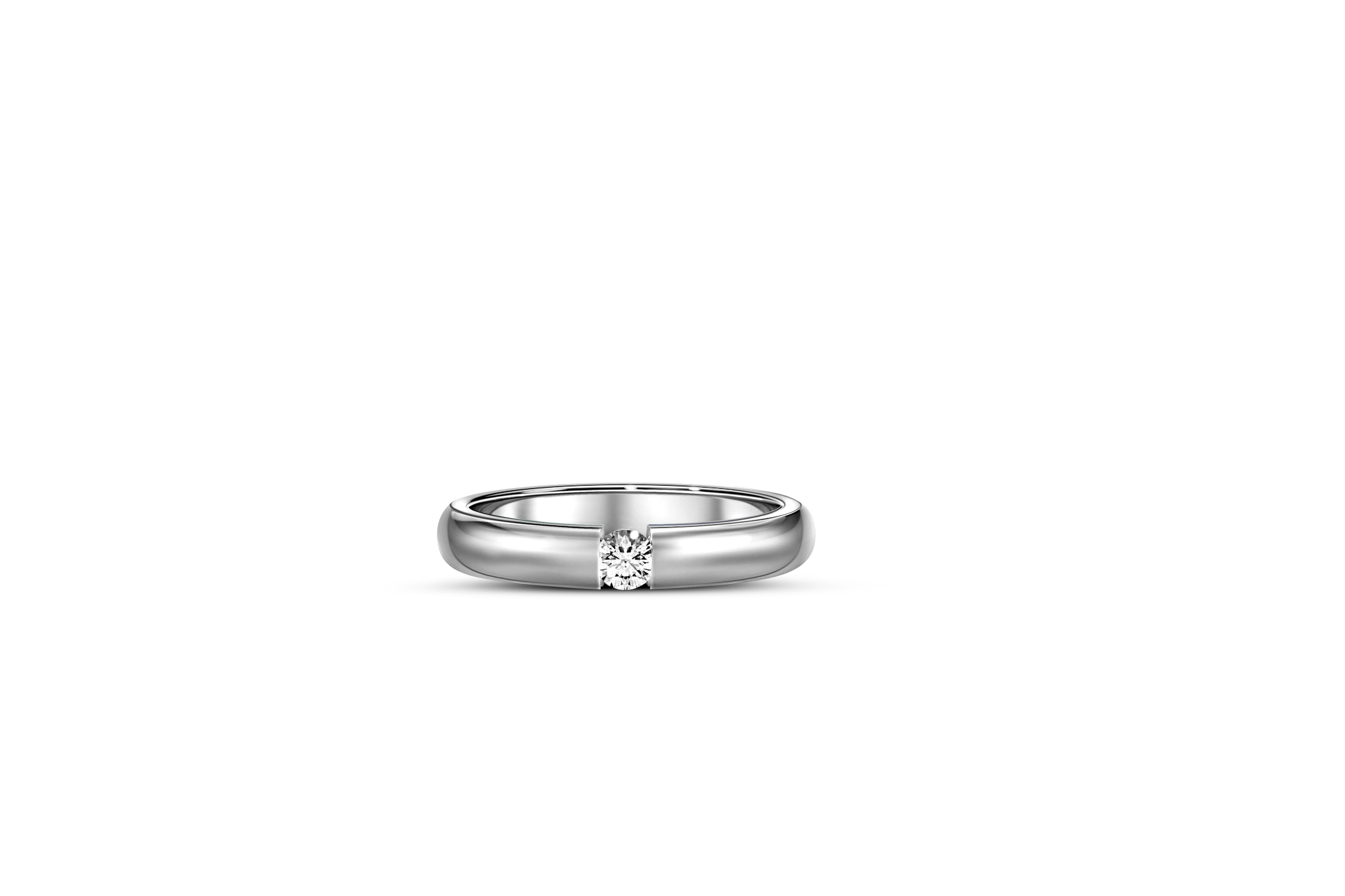 0.5 ct Round diamond moissanite 14k gold ring. Classic moissanite engagement ring. Vintage style moissanite ring. Solitaire moissanite wedding band. 

Metal: 14k gold 
Weight: 3.5 gr depends from size.

Gemstones:
Moissanite: round diamond cut, 0.5