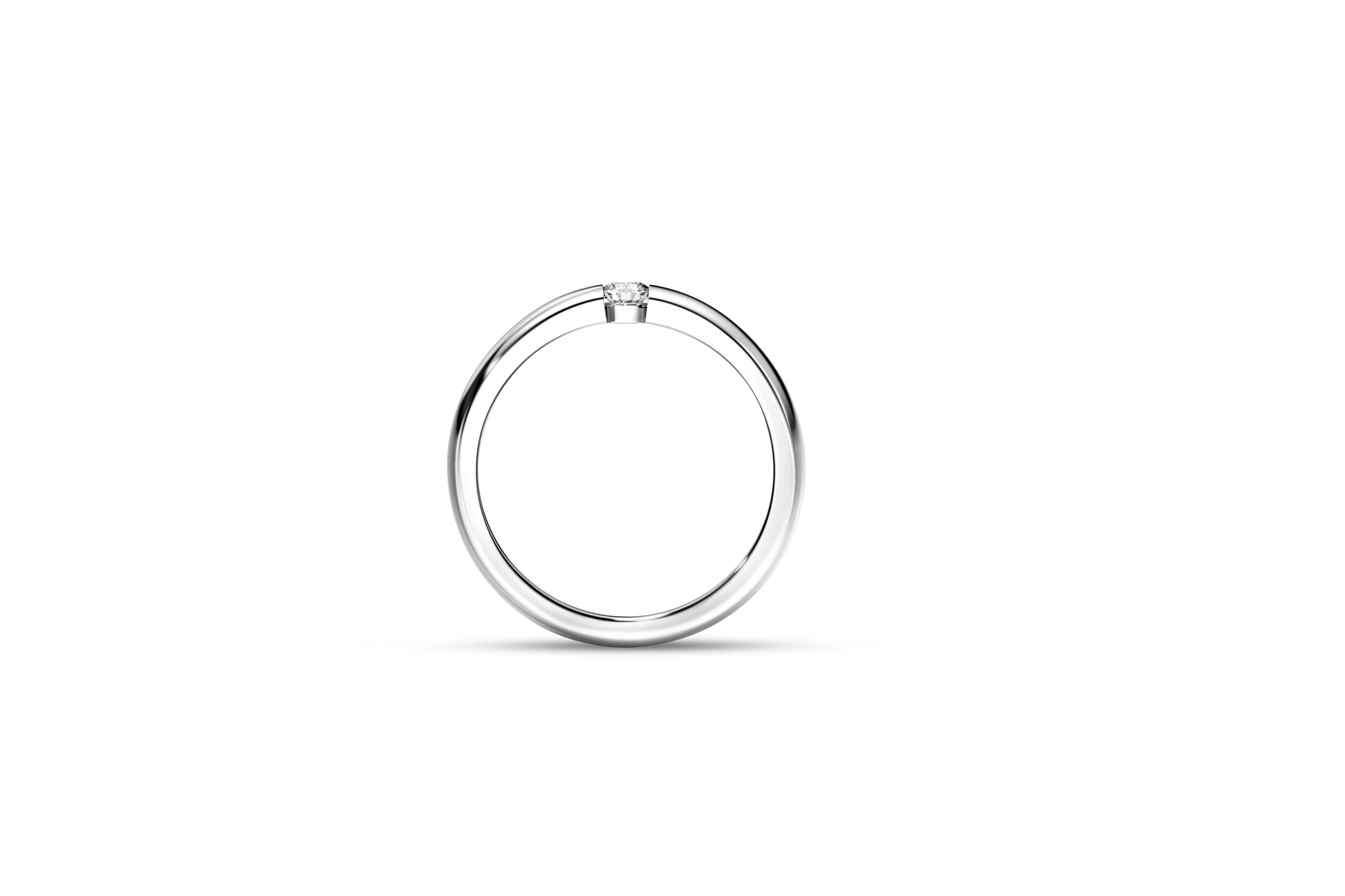 For Sale:  0.5 ct Round diamond moissanite 14k gold ring 2