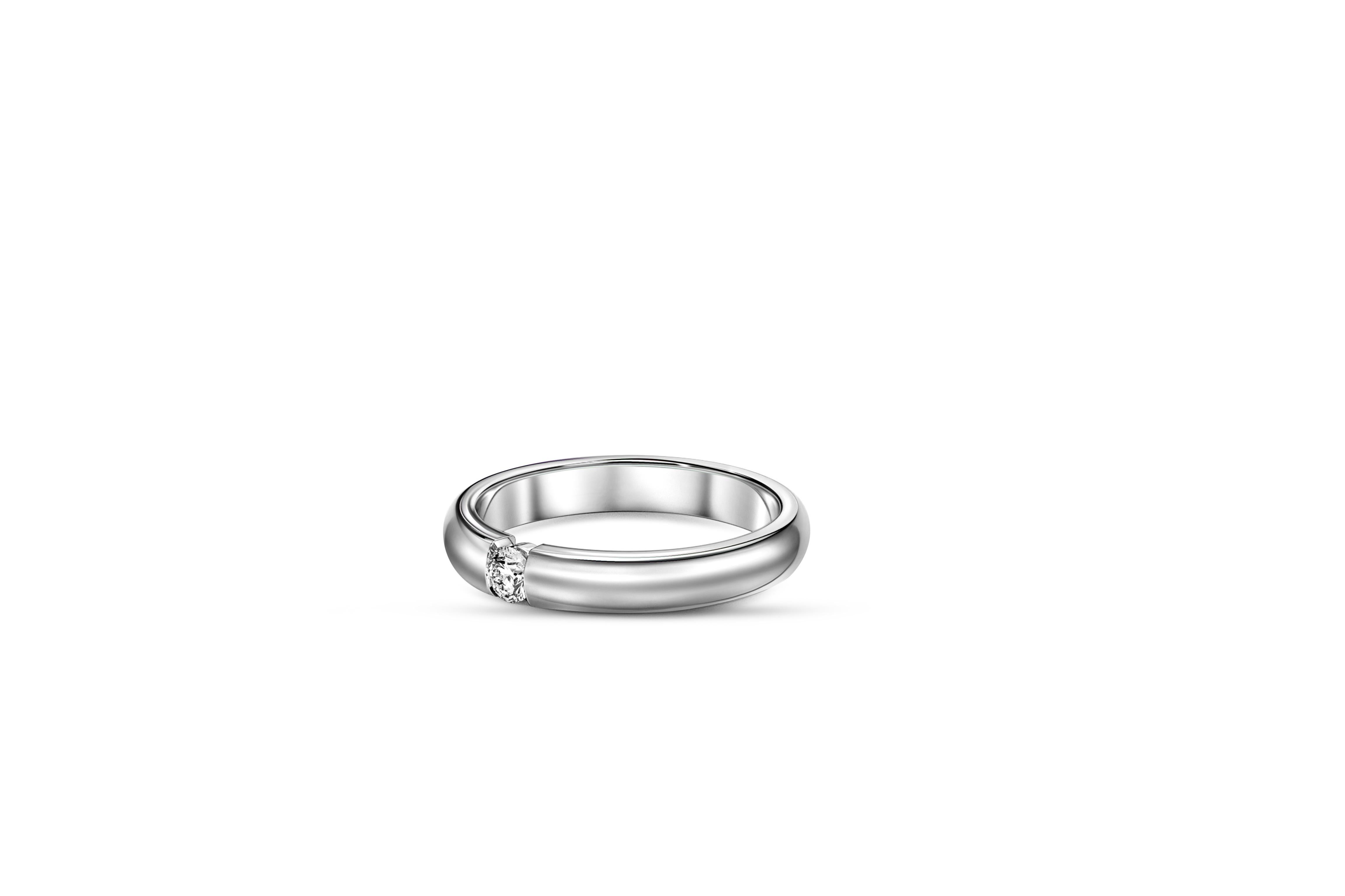 For Sale:  0.5 ct Round diamond moissanite 14k gold ring 3