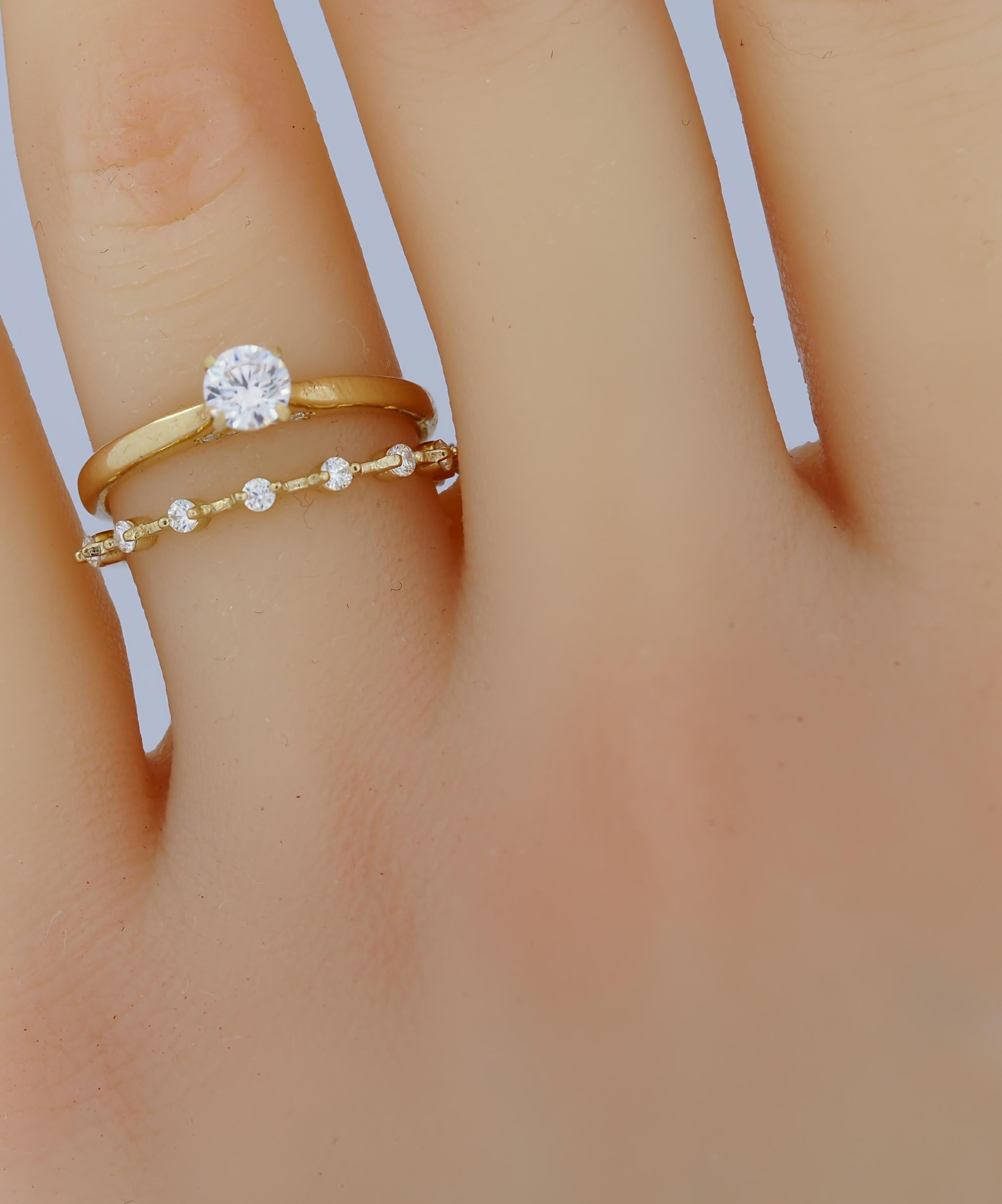 En vente :  Bague solitaire en or 14 carats avec moissanite 0,5 carat 4
