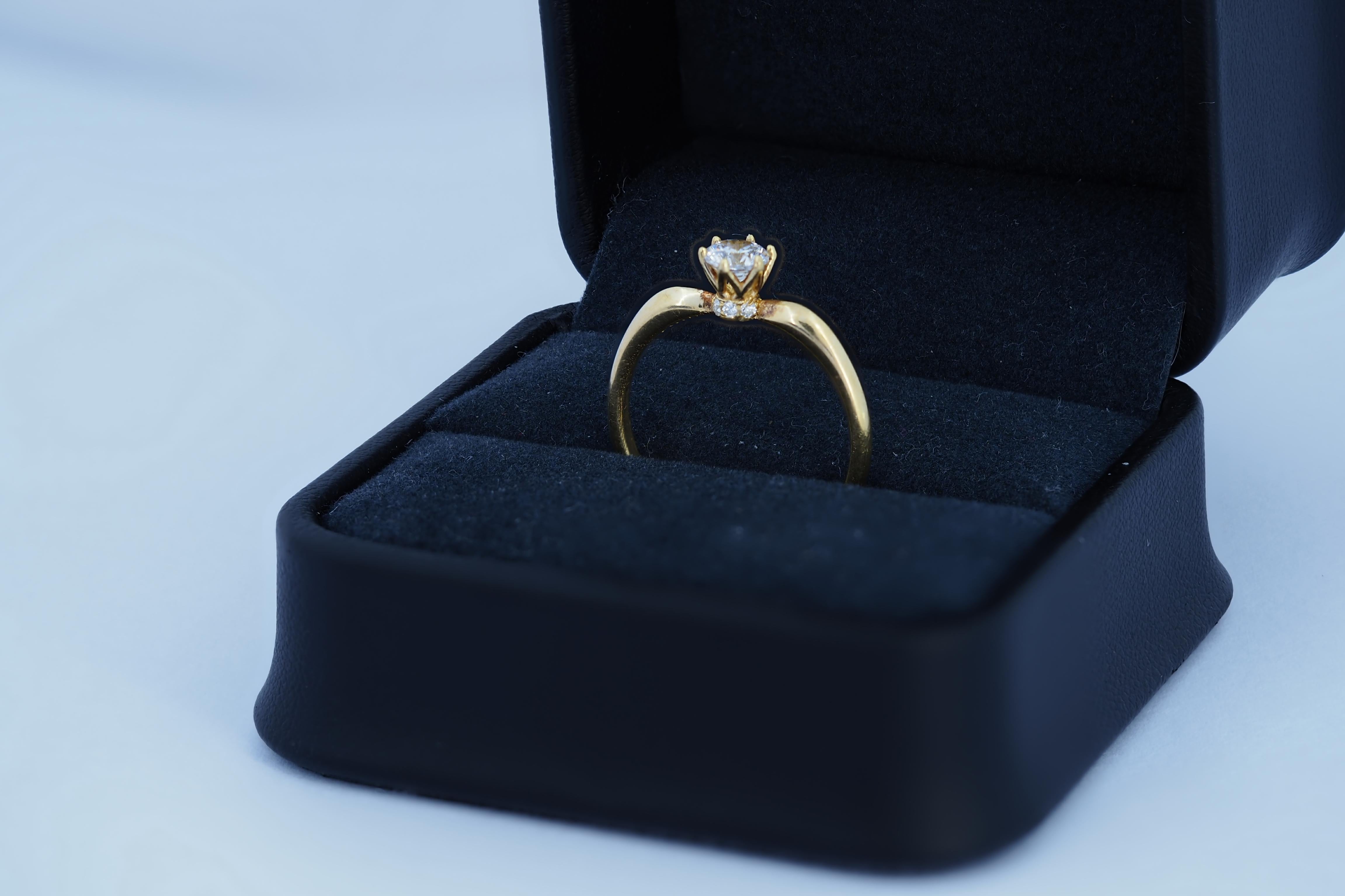For Sale:  0.5 ct solitaire moissanite 14k gold ring 4