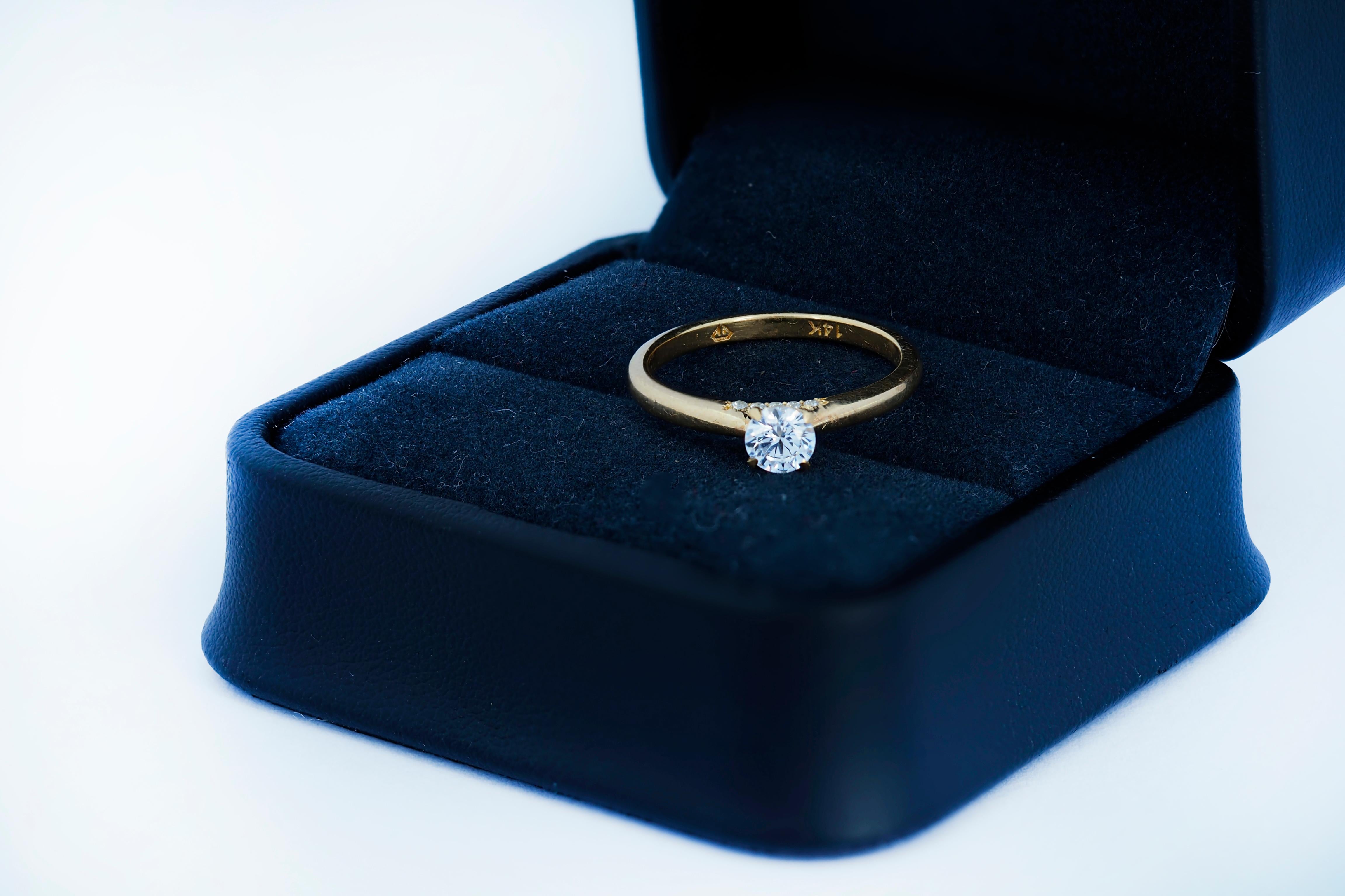 For Sale:  0.5 ct solitaire moissanite 14k gold ring. 8