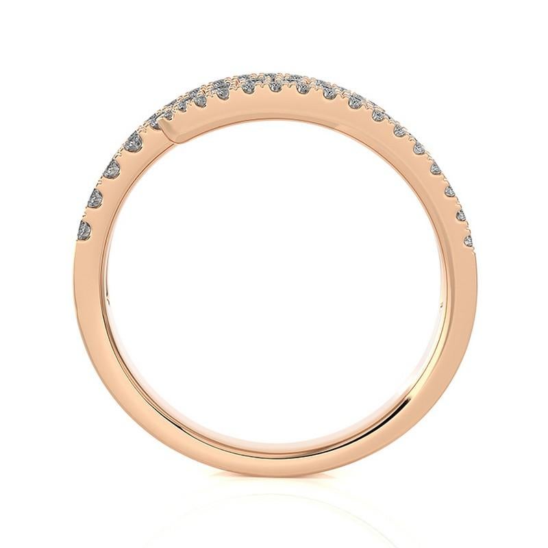 Moderno Anello da dito con diamante rotondo da 0,5 carati in oro rosa 18 carati, con bypass delicati in vendita