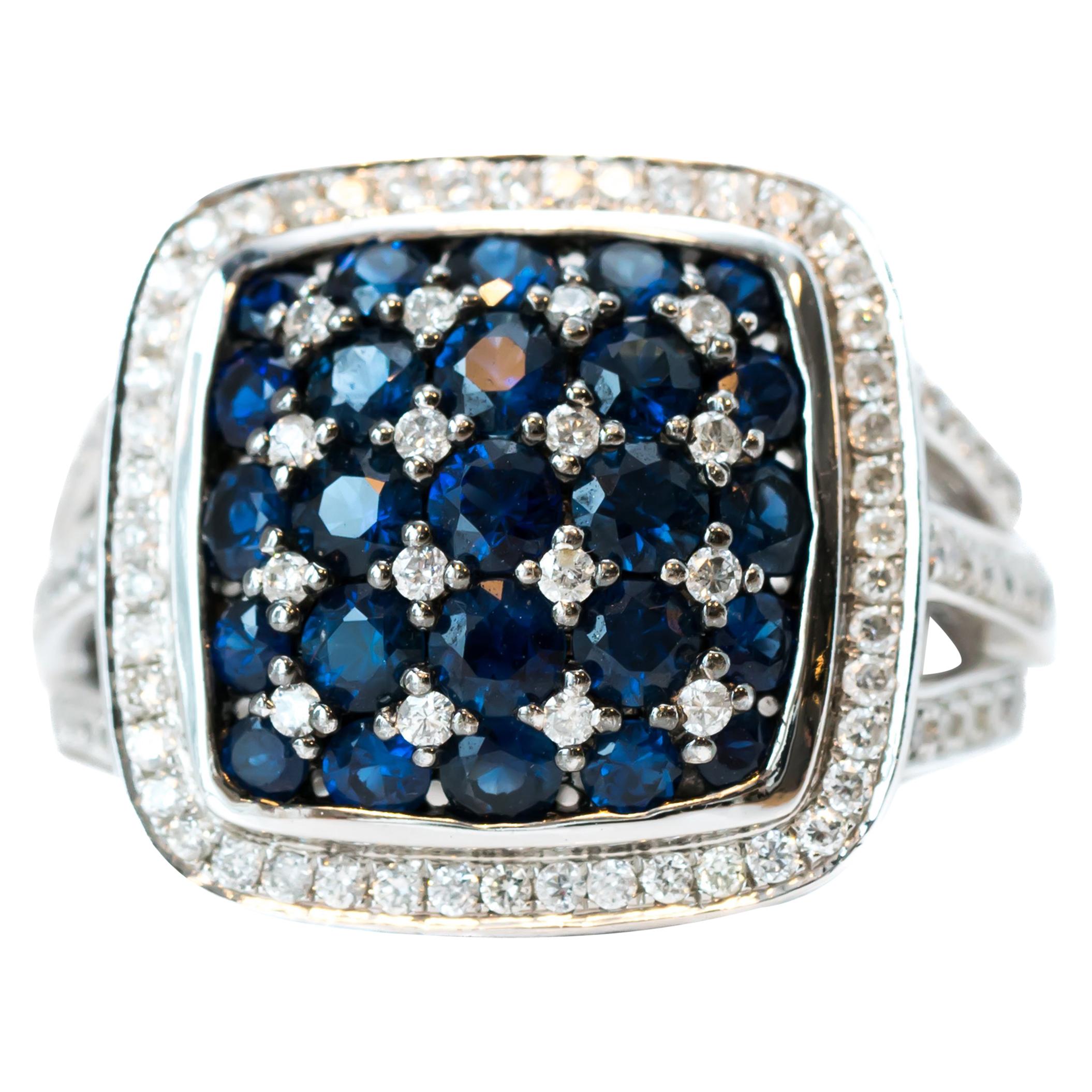 Zafiro azul de 0,50 quilates y diamante de 0,50 quilates Anillo de oro blanco de 14 quilates