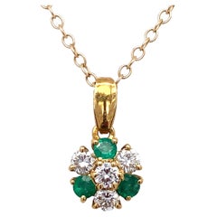 Retro 0.50 Carat Diamond and Colombian Emerald Cluster Pendant in 18 Karat Gold