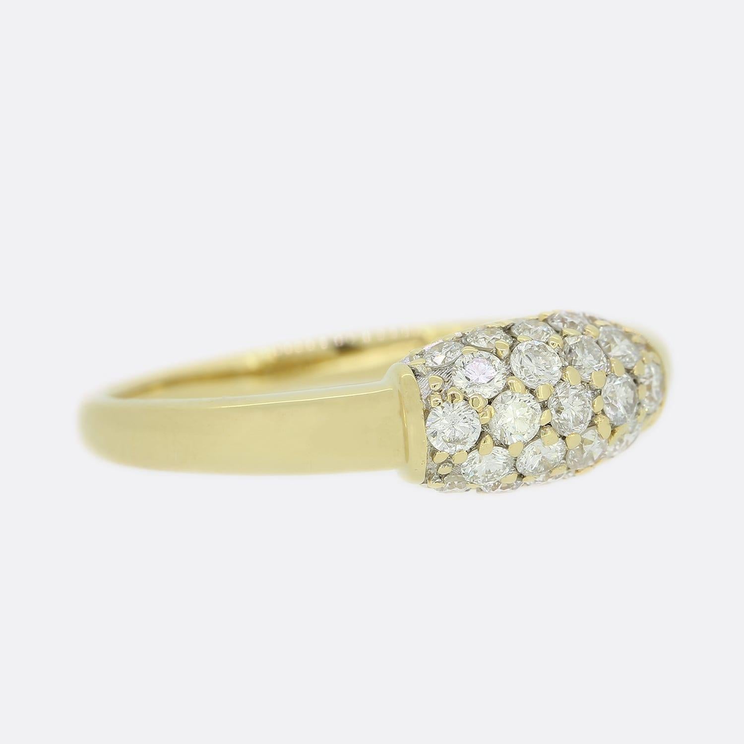 Taglio brillante Anello a grappolo con diamante da 0,50 carati in vendita