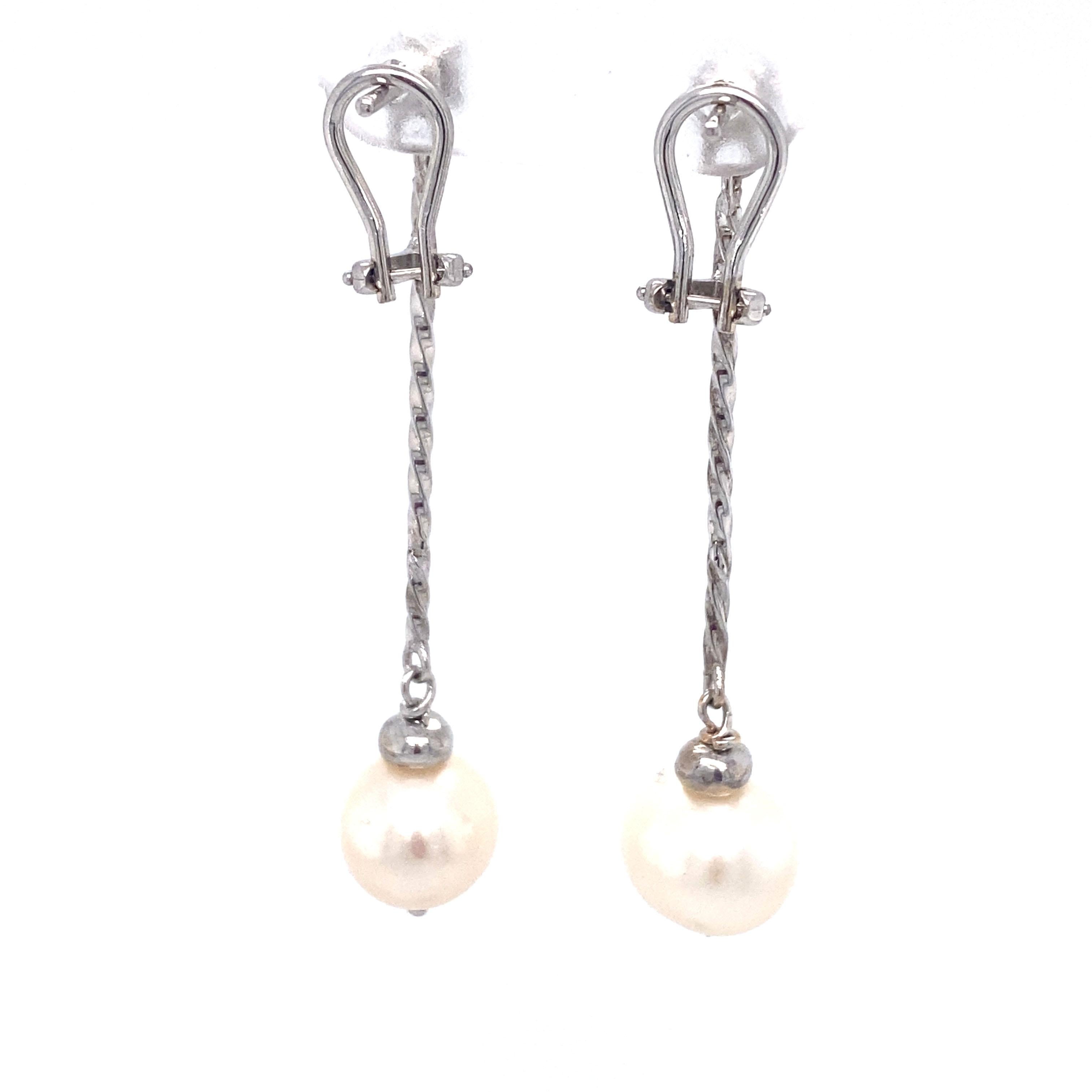 Round Cut 0.50 Carat Diamond Drop Earrings with Pearls in 14 Karat White Gold For Sale
