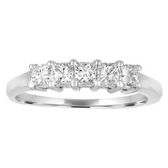 Anillo de oro de 0,50 quilates con diamantes talla princesa de cinco piedras y media banda