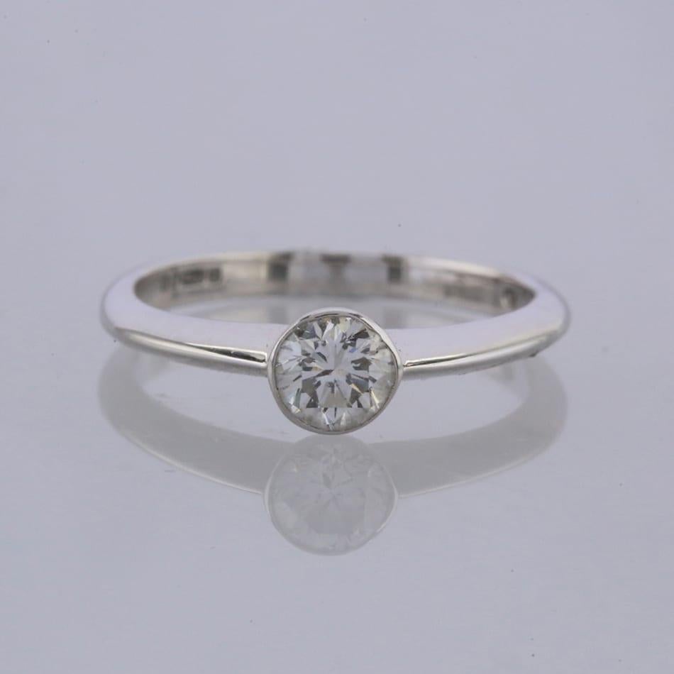 0,50 Karat Diamant Solitär-Ring im Zustand „Gut“ im Angebot in London, GB
