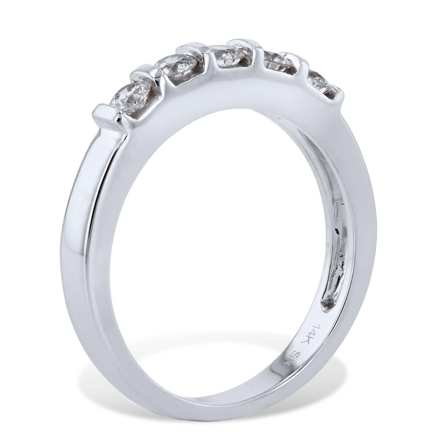 Women's Estate 0.50 Carat White Diamond and 14 karat White Gold Band Ring
