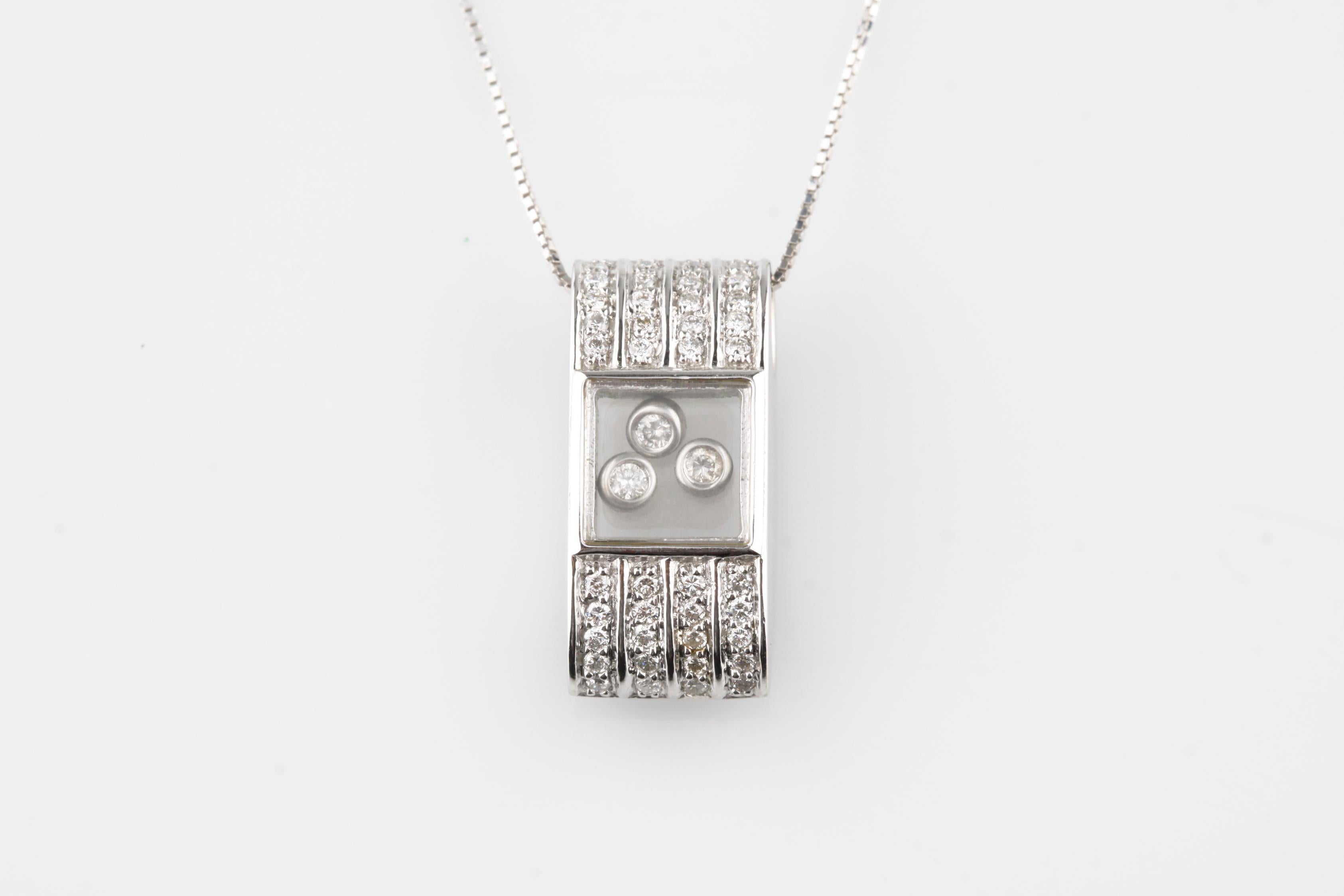 Pendentif en or blanc 14 carats avec chaîne et diamants flottants de 0,50 carat Bon état - En vente à Sherman Oaks, CA