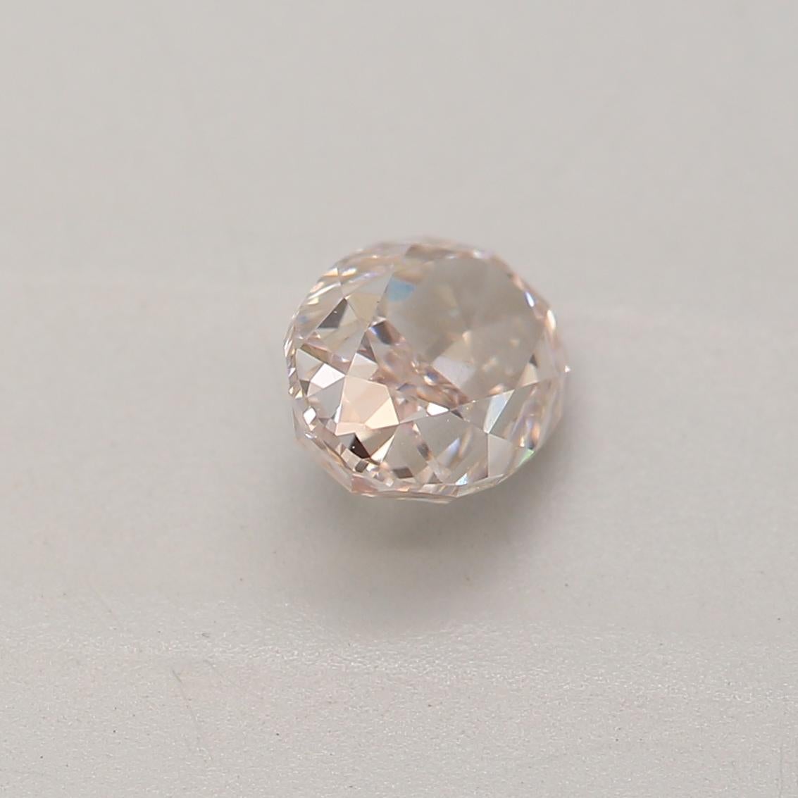 0.50 Carat Light Pinkish Brown Oval cut diamond VS2 Clarity GIA Certified In New Condition For Sale In Kowloon, HK
