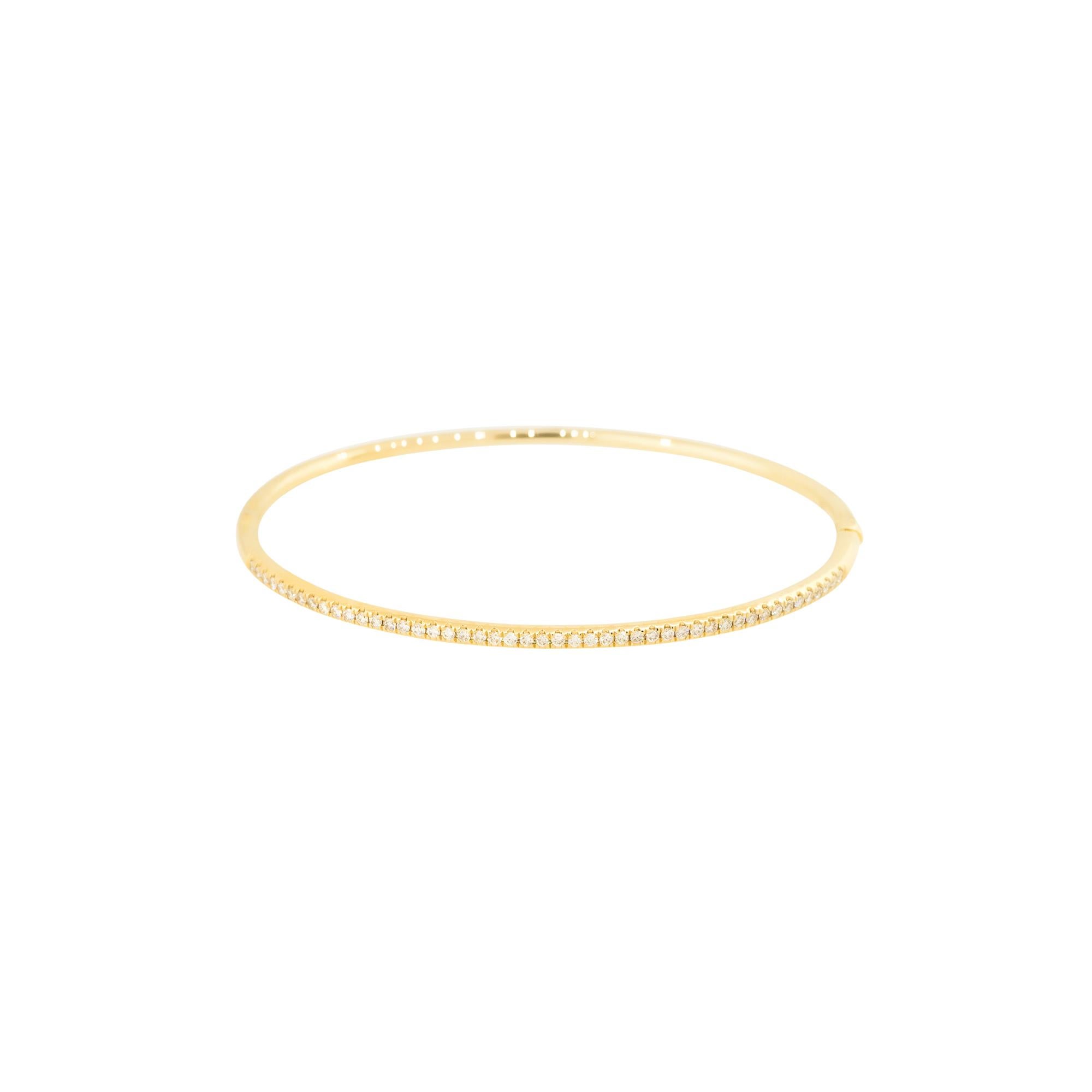 Taille ronde Bracelet jonc étroit en or 18 carats avec diamants de 0,50 carat en vente
