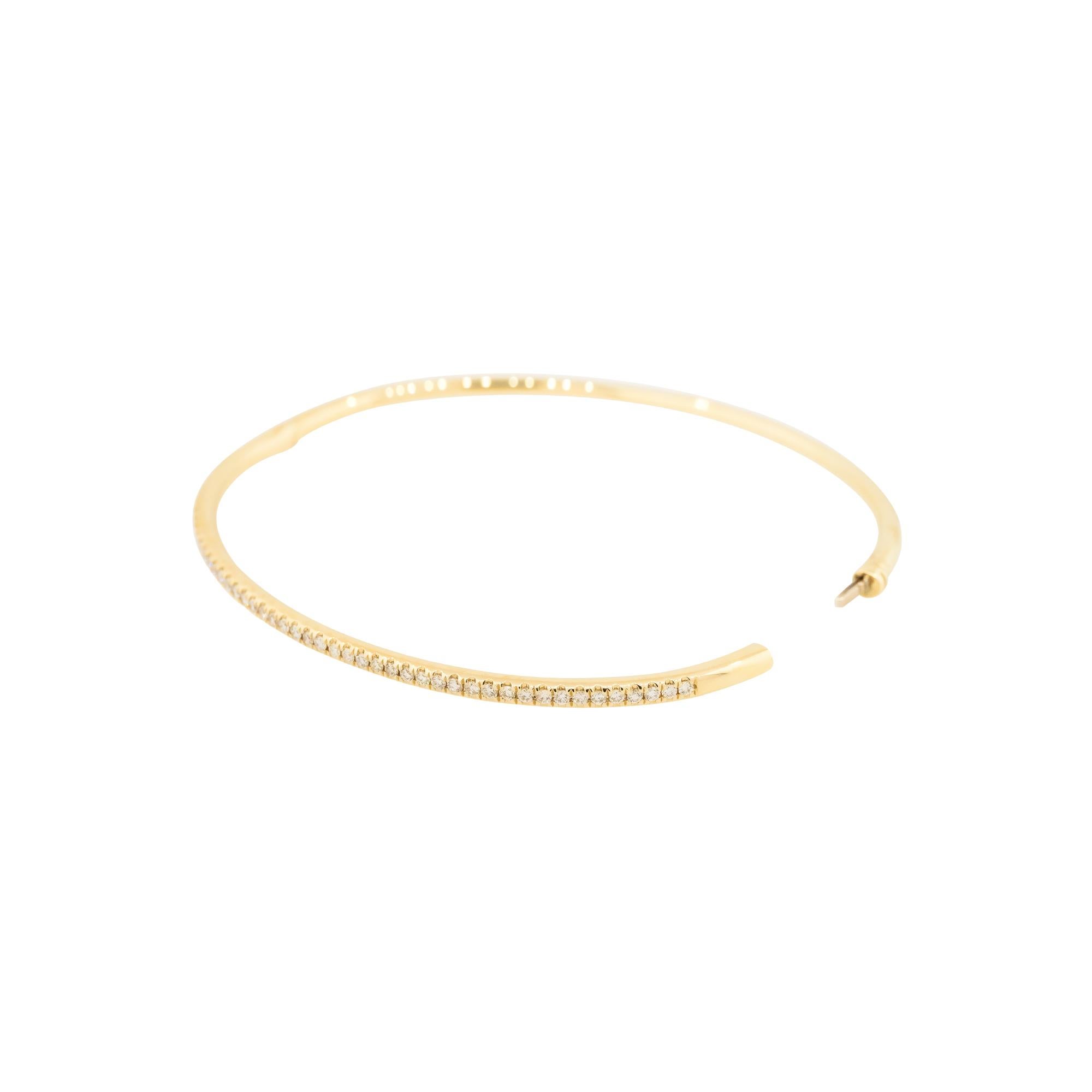 Bracelet jonc étroit en or 18 carats avec diamants de 0,50 carat Pour femmes en vente