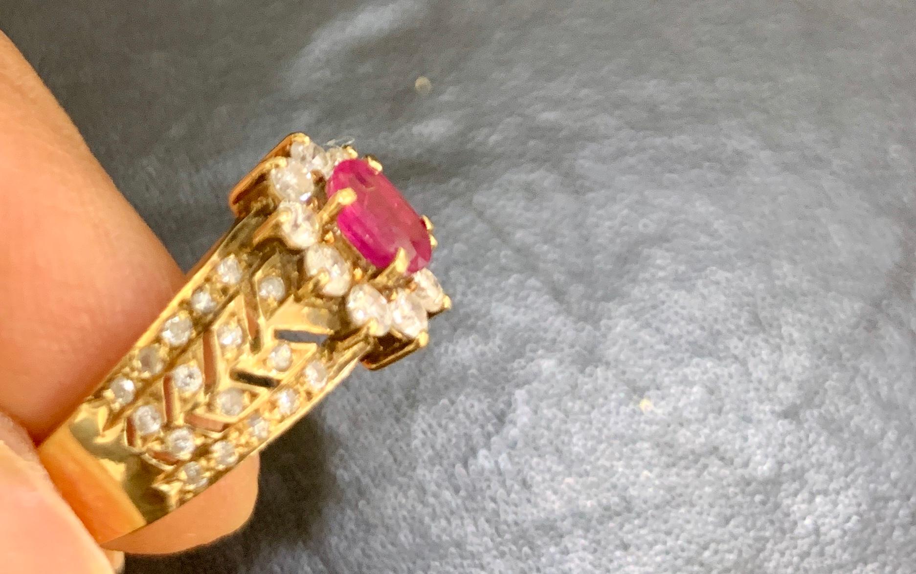 0.50 Carat Natural  Ruby and Diamond 14 Karat Yellow Gold Ring For Sale 5