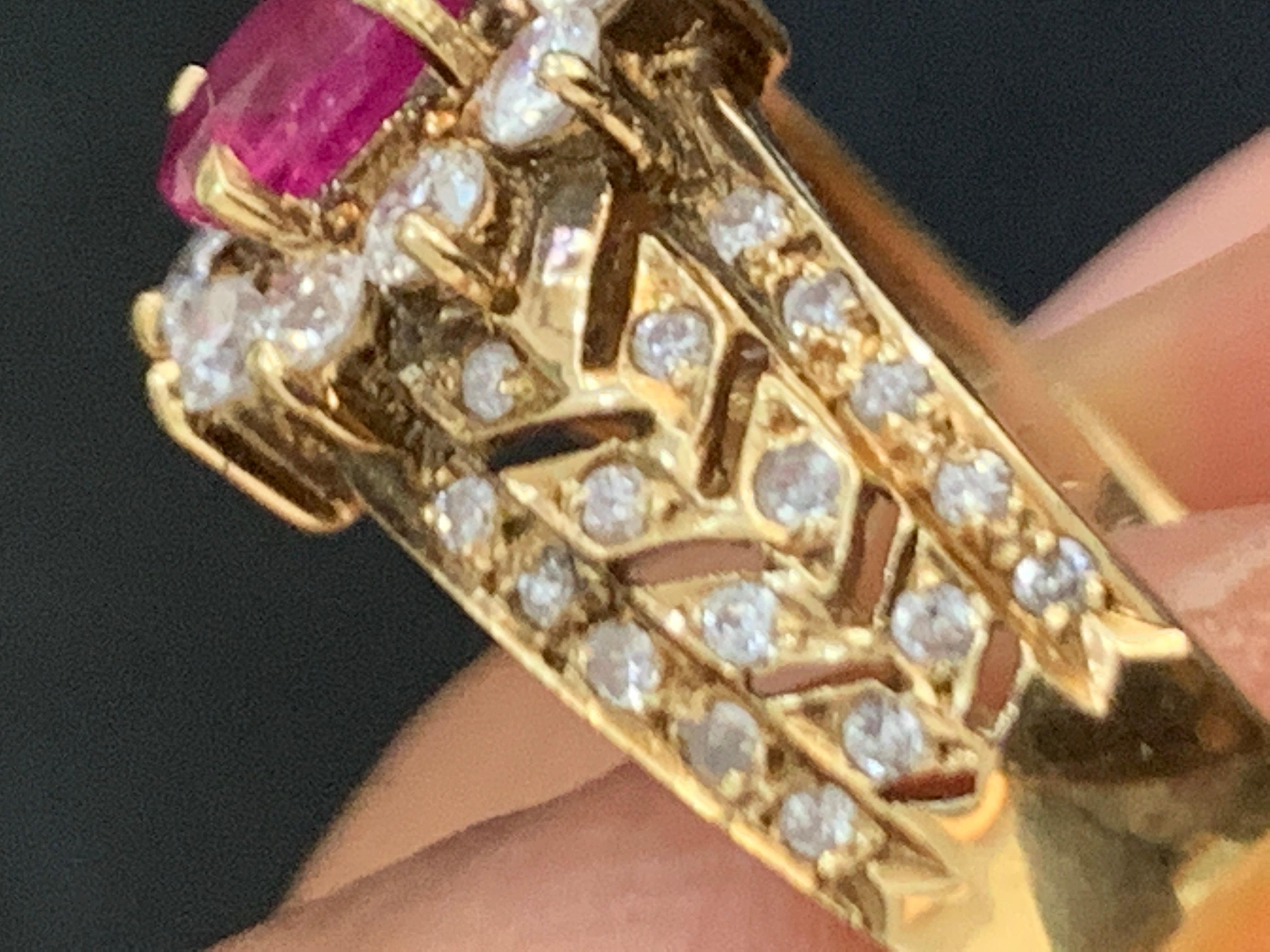 0.50 Carat Natural  Ruby and Diamond 14 Karat Yellow Gold Ring For Sale 3