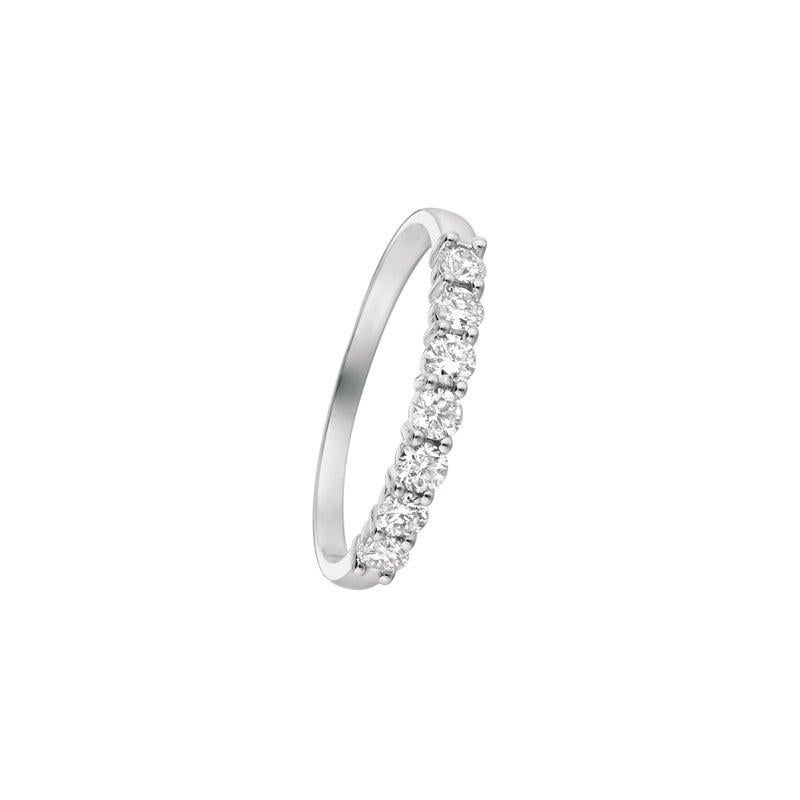 For Sale:  0.50 Carat Natural Diamond 7-Stone Ring Band G SI 14 Karat White Gold 2