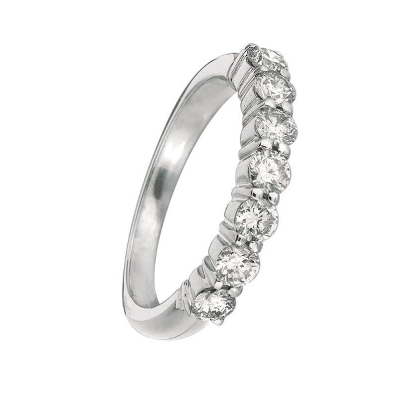 For Sale:  0.50 Carat Natural Diamond 7-Stone Ring G SI 14 Karat White Gold 2
