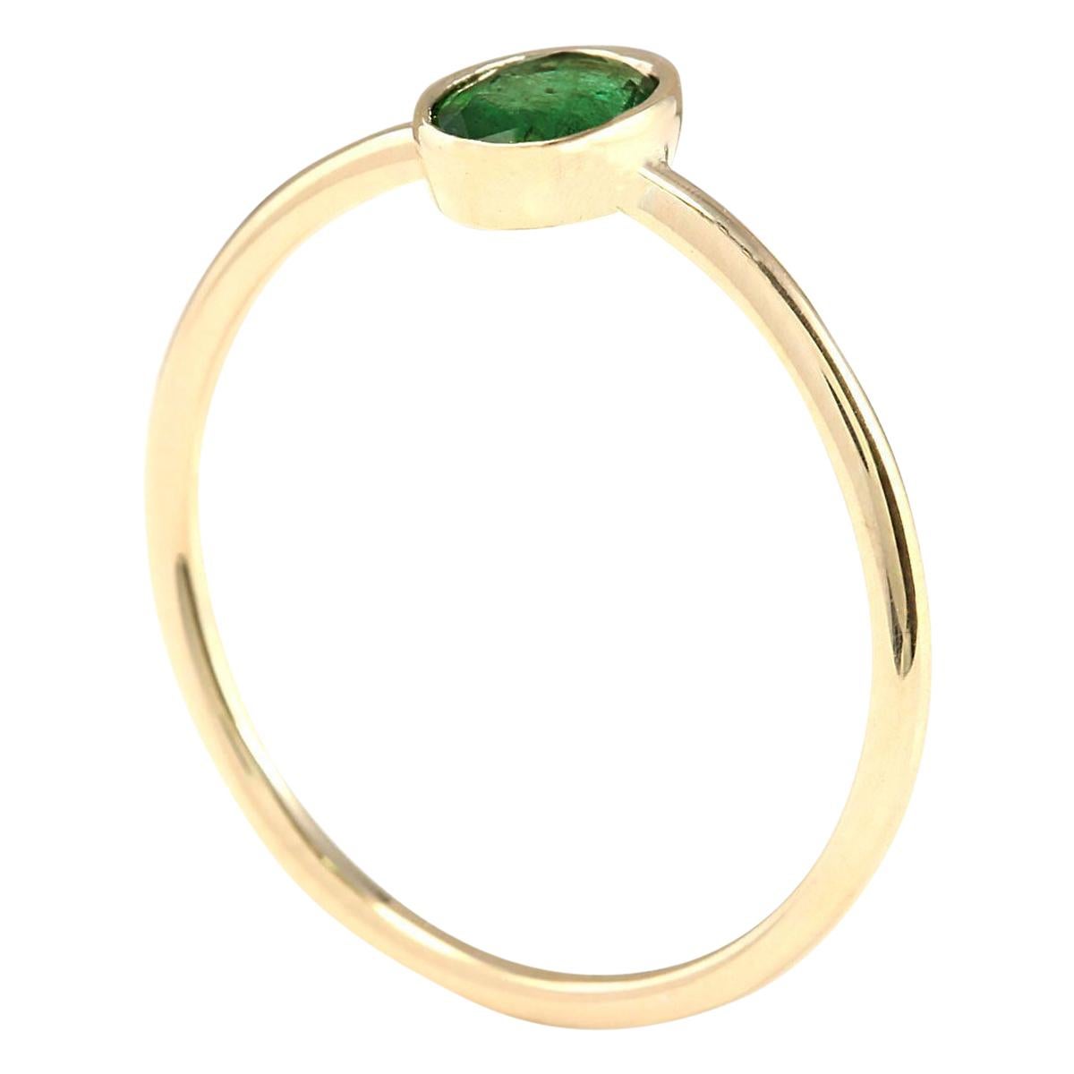 Oval Cut 0.50 Carat Natural Emerald 14 Karat Yellow Gold Ring For Sale