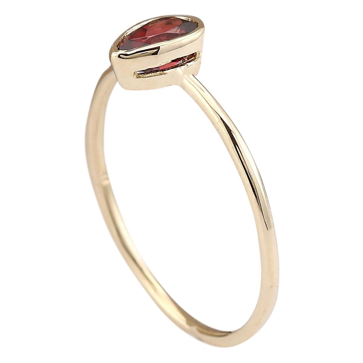 Pear Cut 0.50 Carat Natural Garnet 14 Karat Yellow Gold Ring For Sale