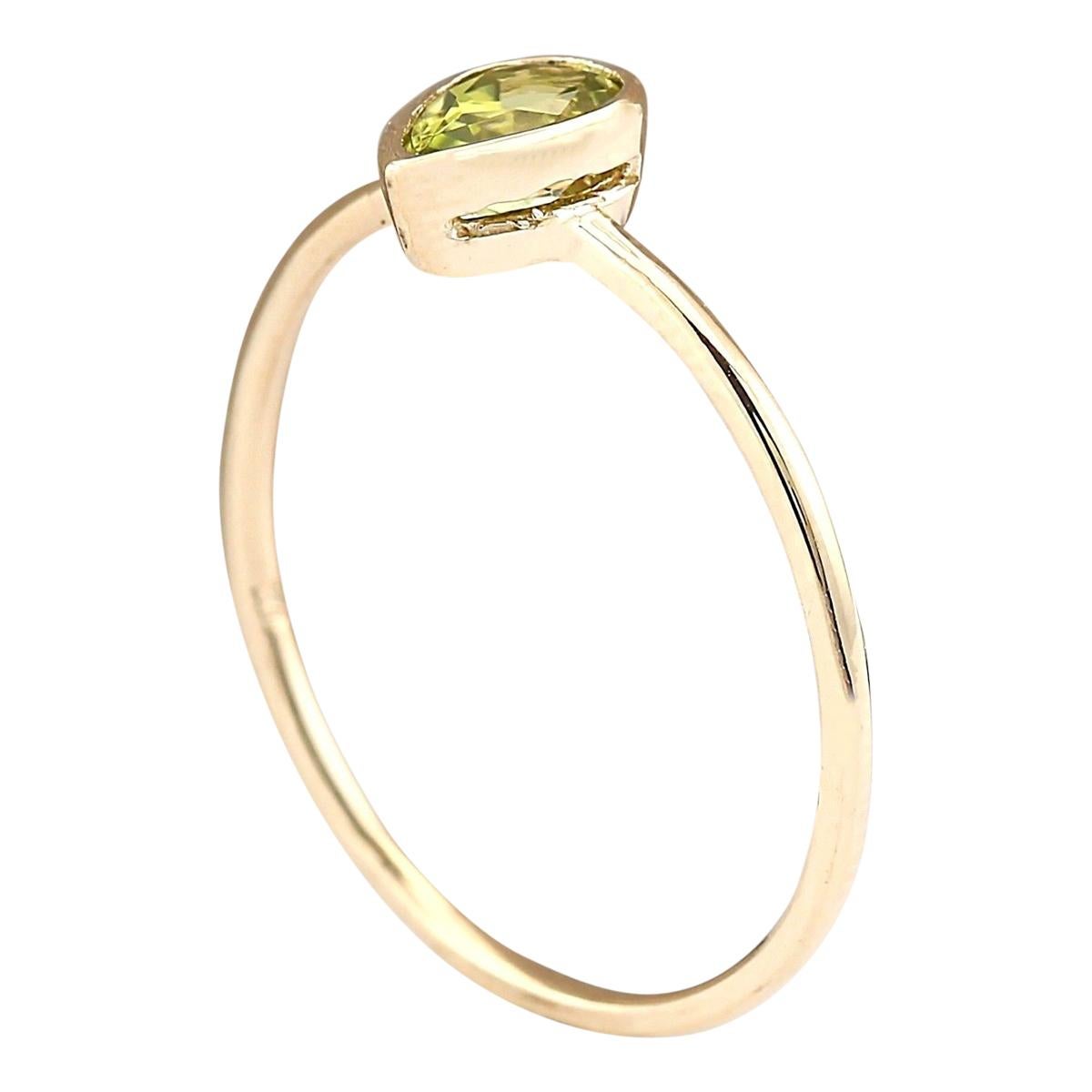 Pear Cut 0.50 Carat Natural Peridot 14 Karat Yellow Gold Ring For Sale