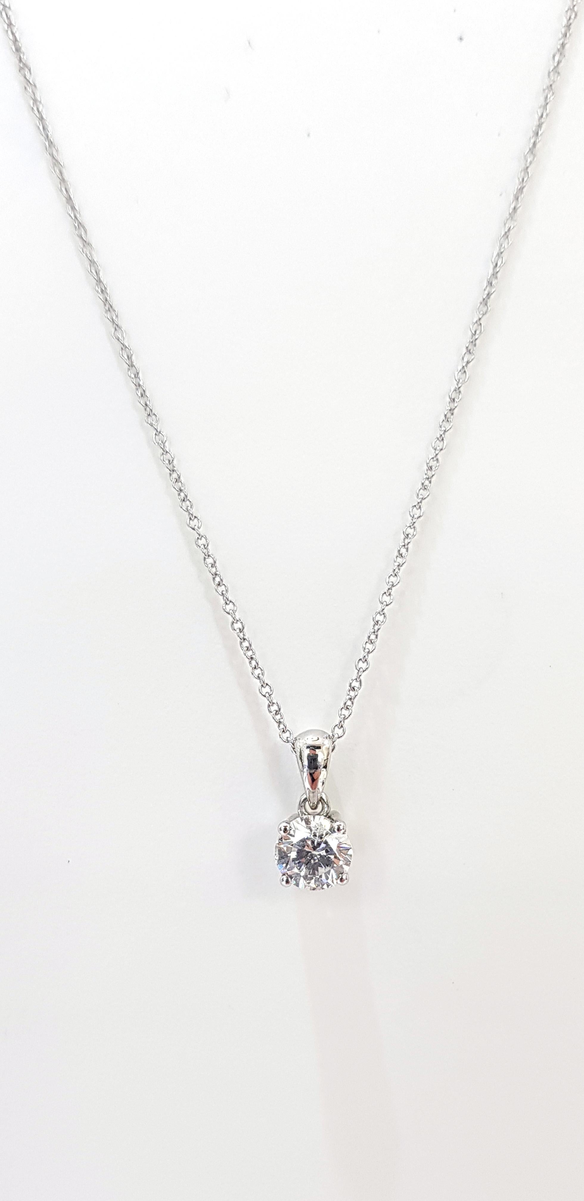 0.50 Carat Round Diamond 18 Karat White Gold Solitaire Pendant Chain Necklace For Sale 3
