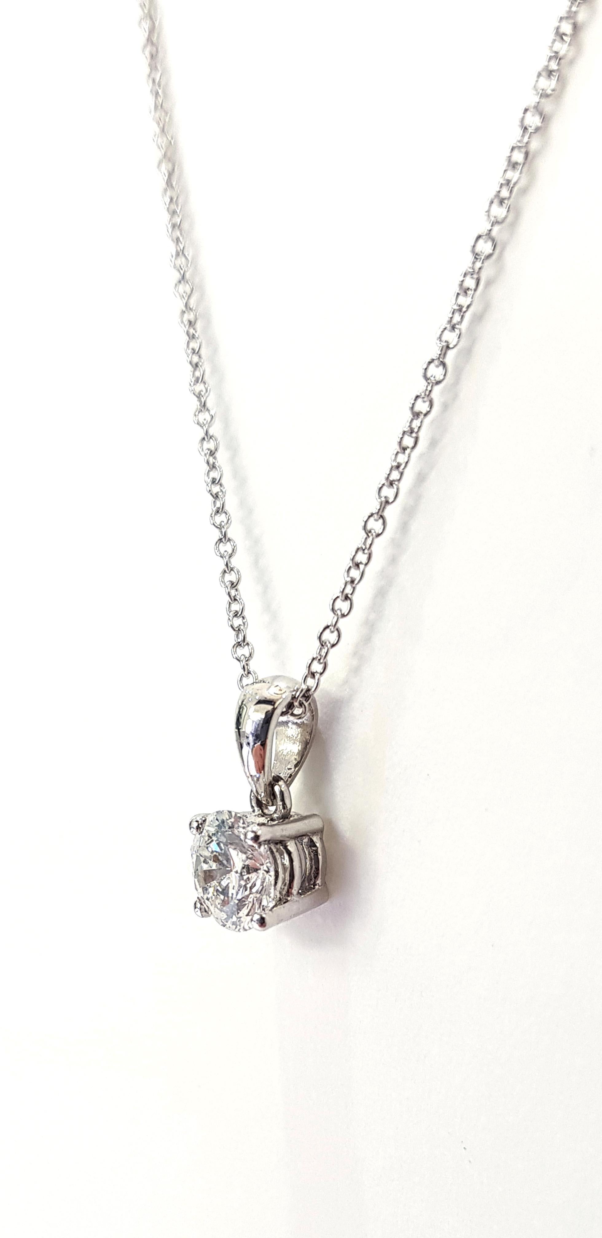 Modern 0.50 Carat Round Diamond 18 Karat White Gold Solitaire Pendant Chain Necklace For Sale