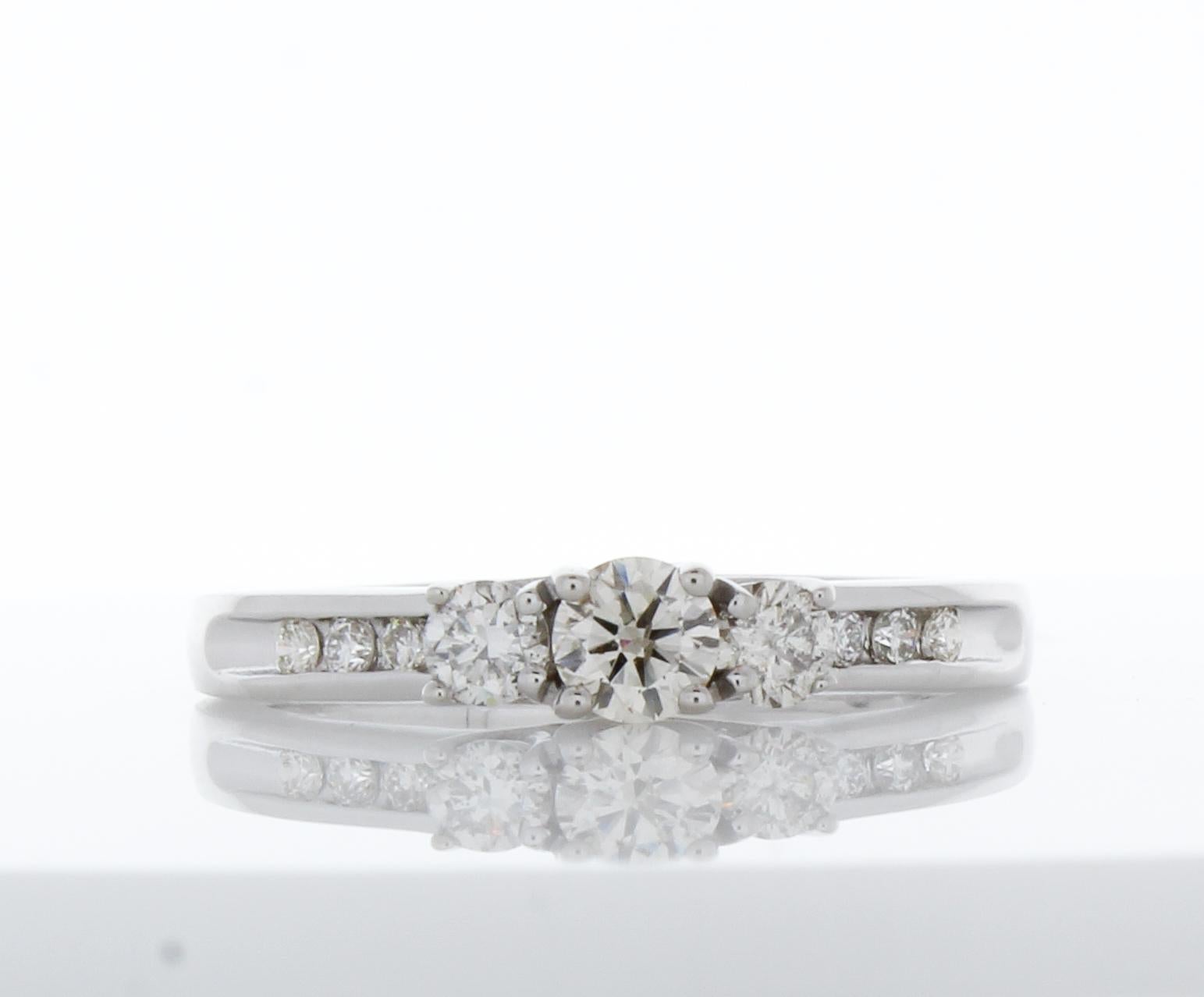 Round Cut 0.50 Carat Round Diamond Rings In 14k White Gold For Sale