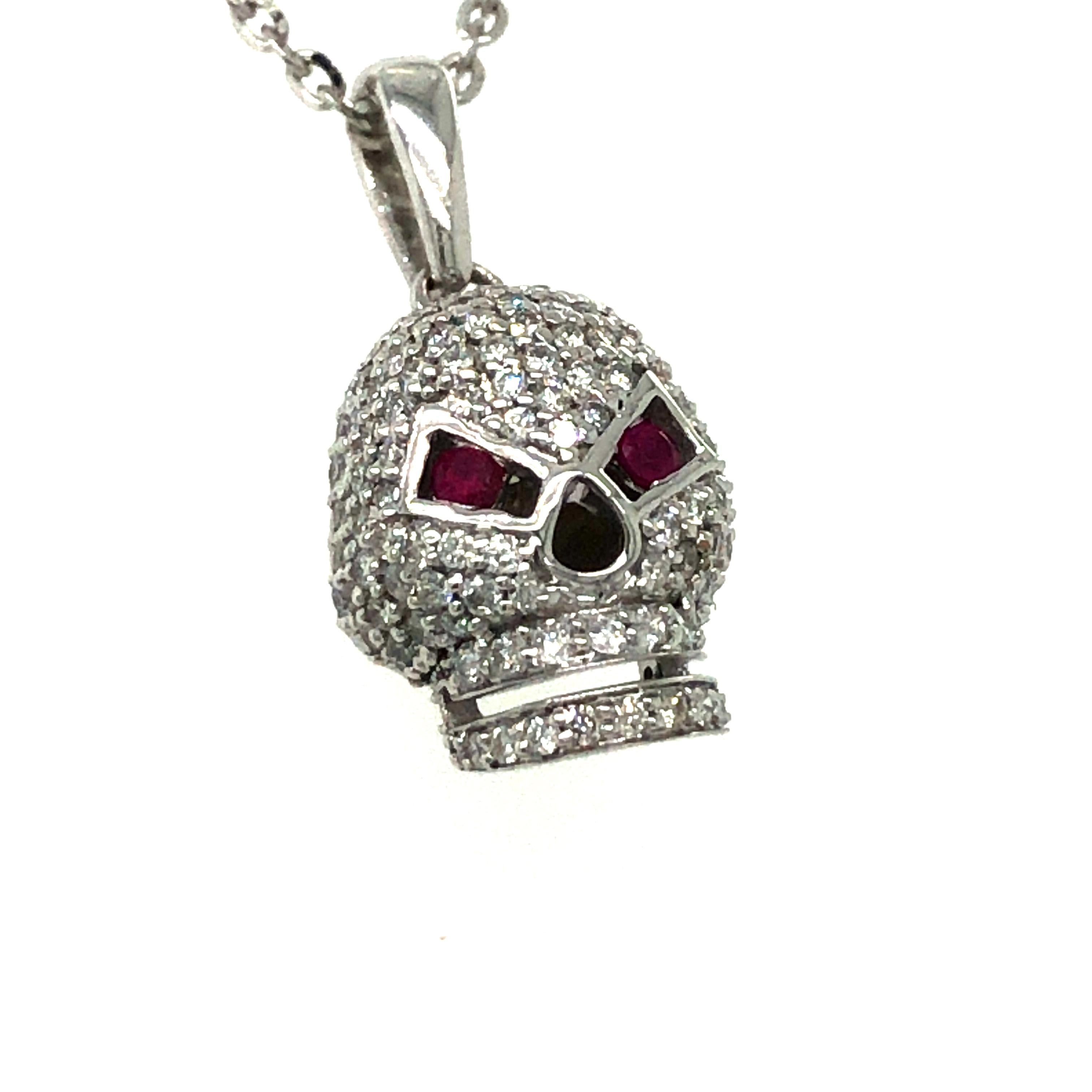 Femenino o masculino Collar Colgante Calavera Tresor 0,50 Quilates Diamante Redondo Rubí Oro Blanco 18 Kilates en venta