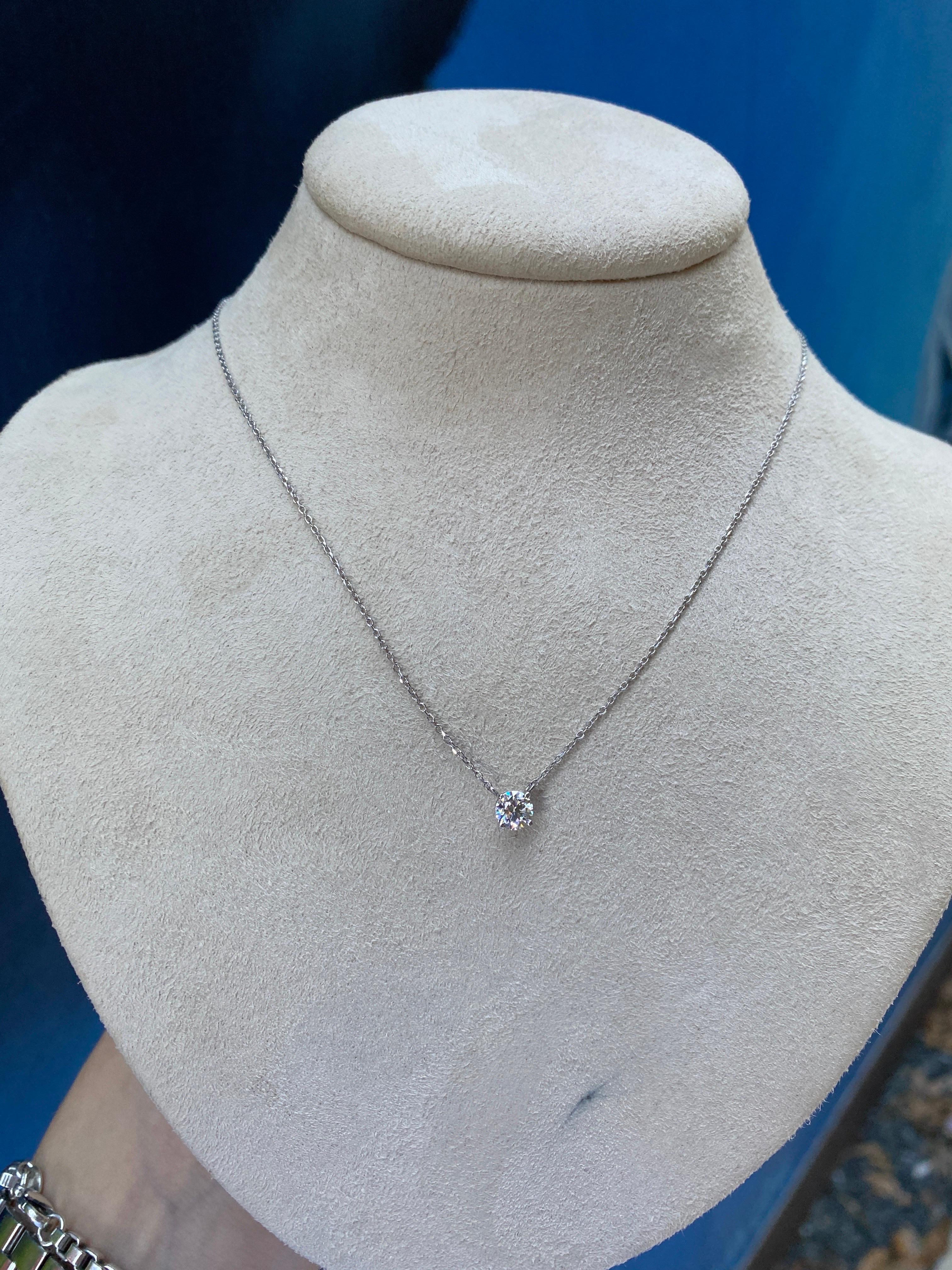 0.50 Carat Round Natural Diamond, H-I SI2, 14 Karat White Gold Pendant Necklace For Sale 1