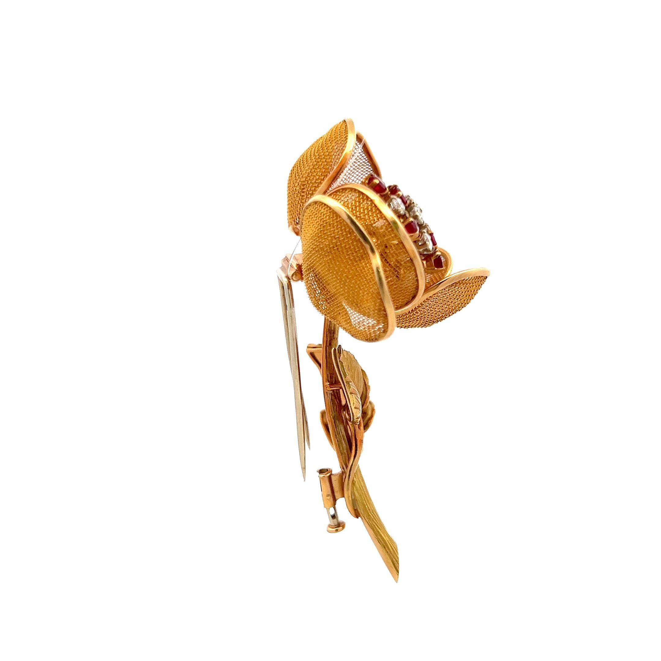 Titre :
0.50 Carat Round Brilliant Ruby 0.46 Carat Round Brilliant H SI Diamond 18 Karat Yellow Gold Pin Brooch
Le style :
Épingle
Métal :
Or jaune 18 carats
Pierre précieuse 1 :
0.5 Carat RUBY
Nombre de pierres :
10
Forme :
Brillant rond
Pierre