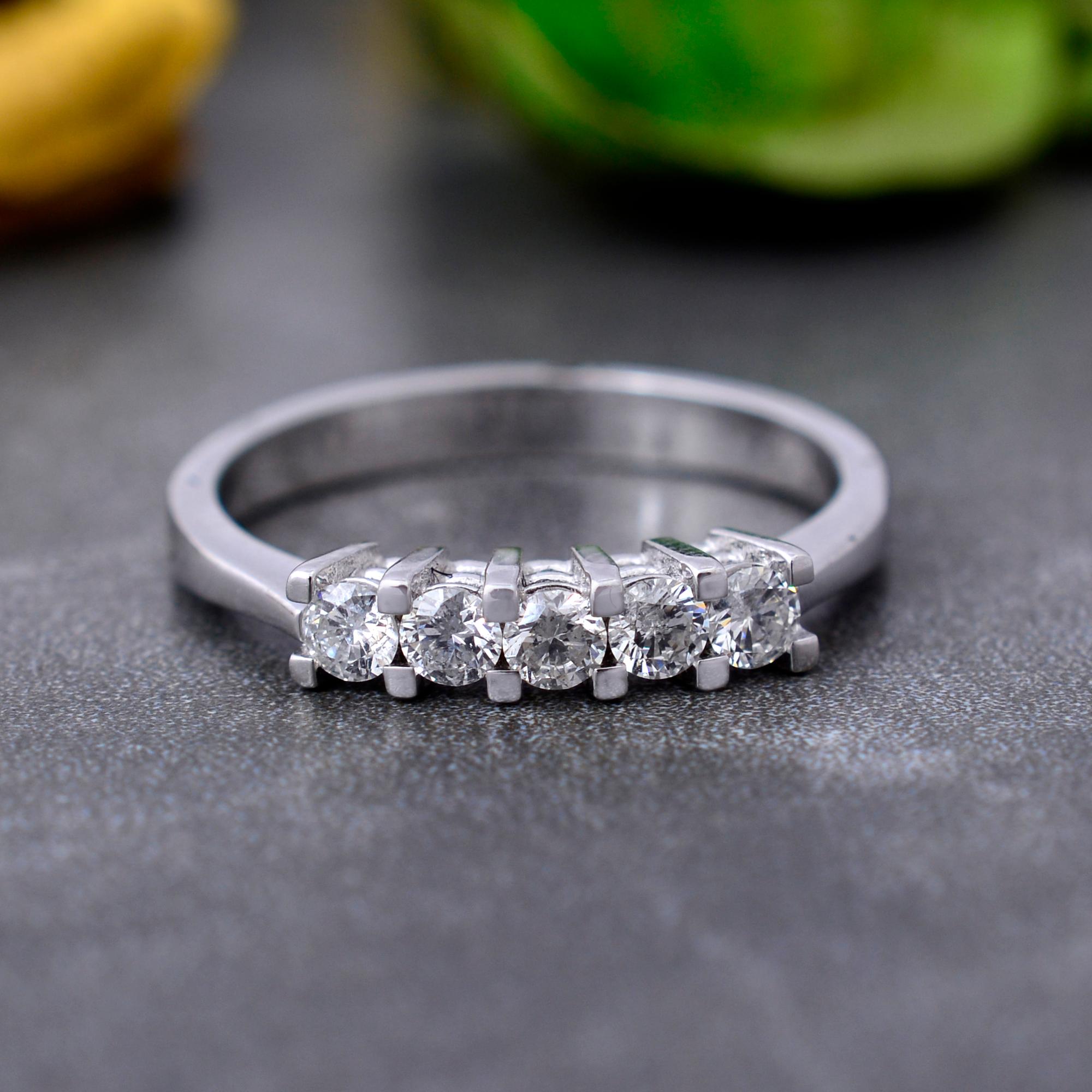 Women's 0.50 Carat SI Clarity HI Color Five Diamond Ring 18 Karat White Gold Jewelry For Sale