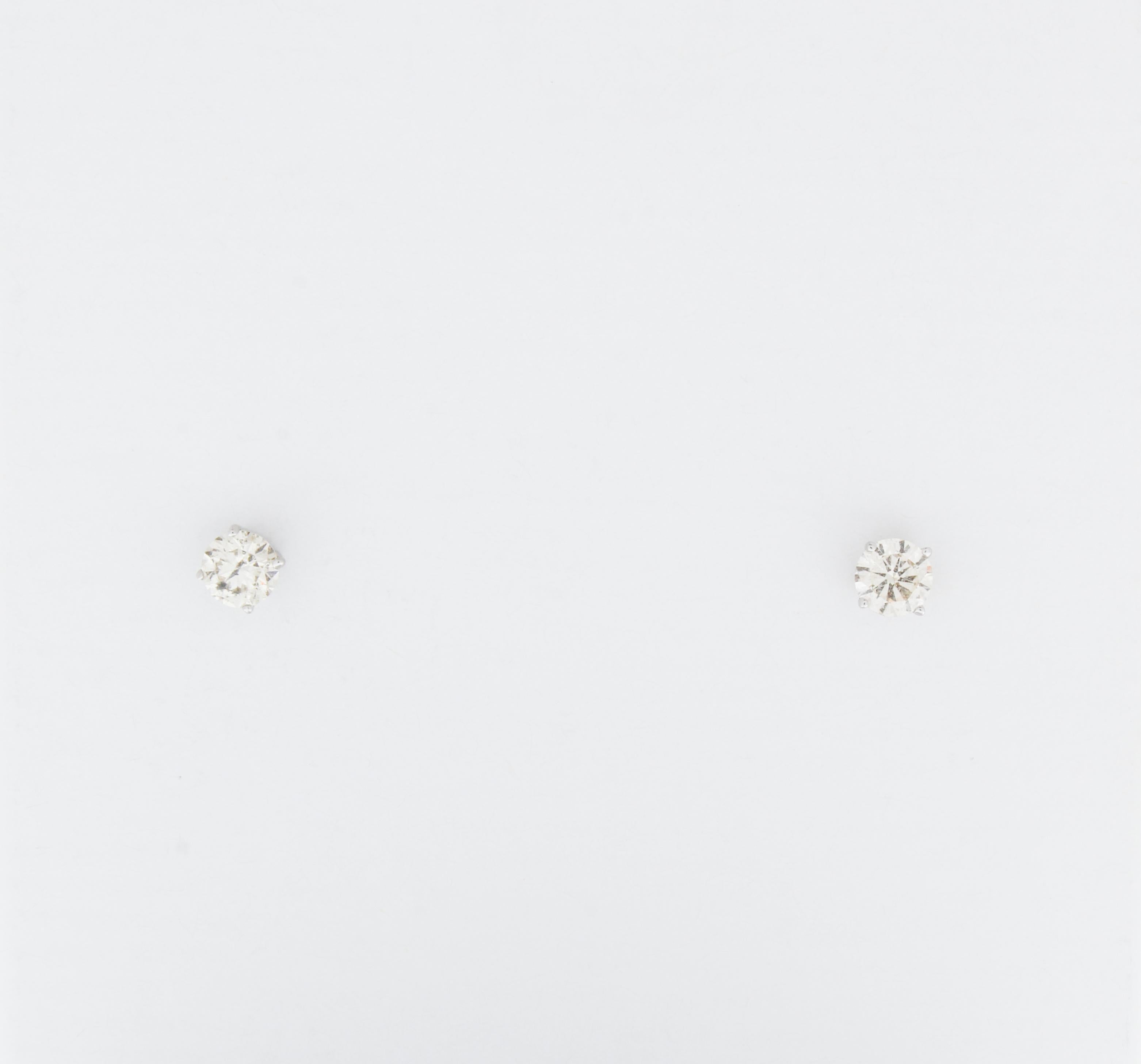 Contemporary 0.50 Carat Total Weight Diamond Four Prong Stud Earrings in 14k White Gold For Sale