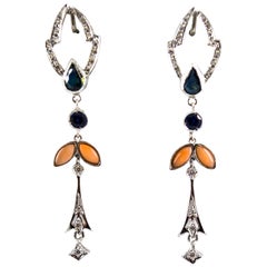 Boucles d'oreilles en or blanc avec diamants blancs de 0,50 carat, corail rose et saphirs bleus de 1,30 carat