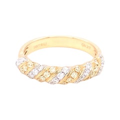 Anello a fascia con diamanti bianchi e gialli da 0,50 carati in oro giallo 14k