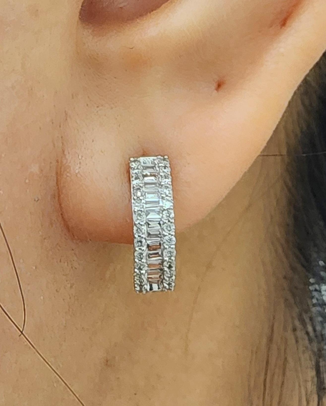 Modern 0.50 ct Diamond Huggies For Sale